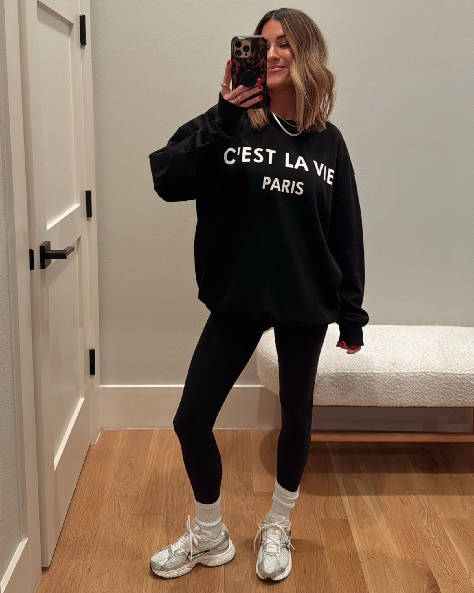 Comfy vibes, but make it chic! 🖤 I sized up for an oversized fit in this sweatshirt. 

#LTKootd #LTKmomlife #LTKgrwm