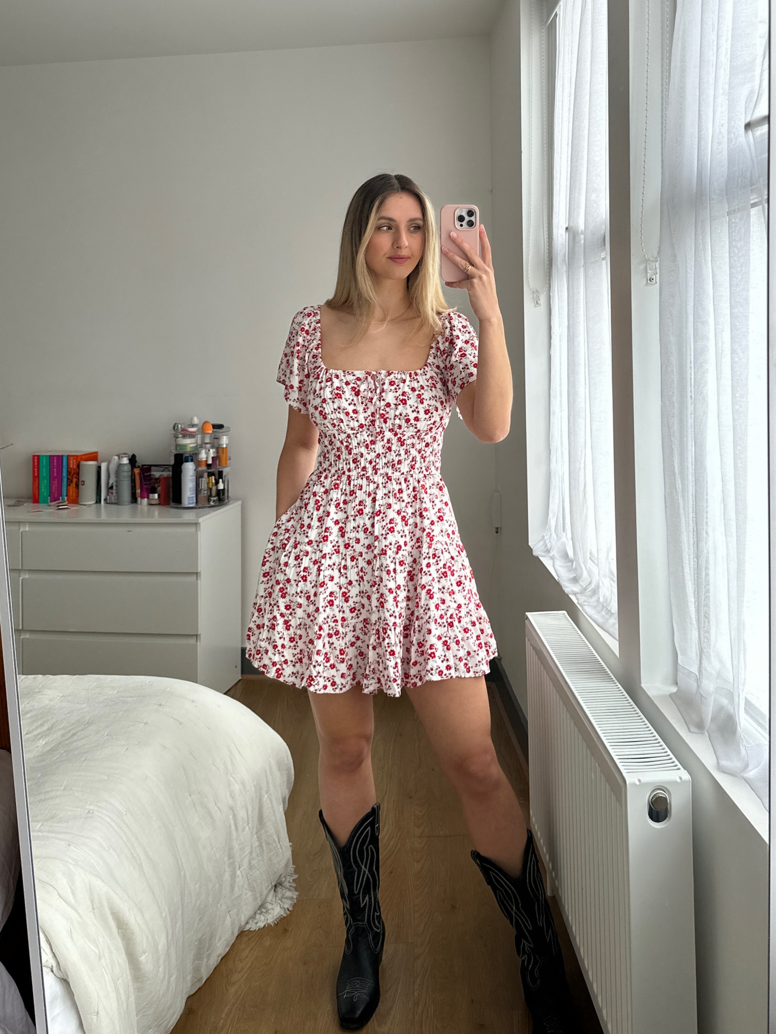 Hollister is where it’s at this year for summer dresses!! This come sun so many cute colours and has shorts and pockets built in!! 

#LTKfindsunder50