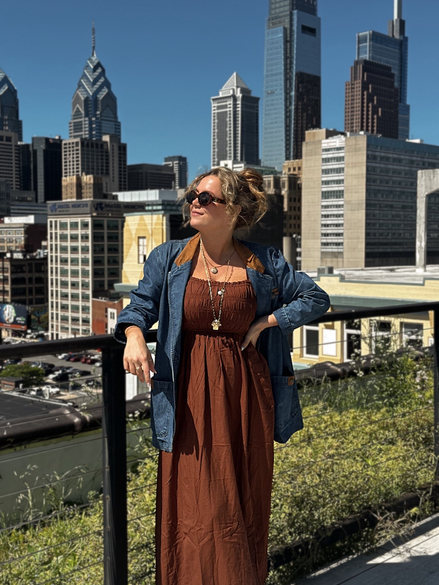 Brown linen dress wearing size M!

#LTKSummerEdit #LTKMidsize #LTKSeasonal