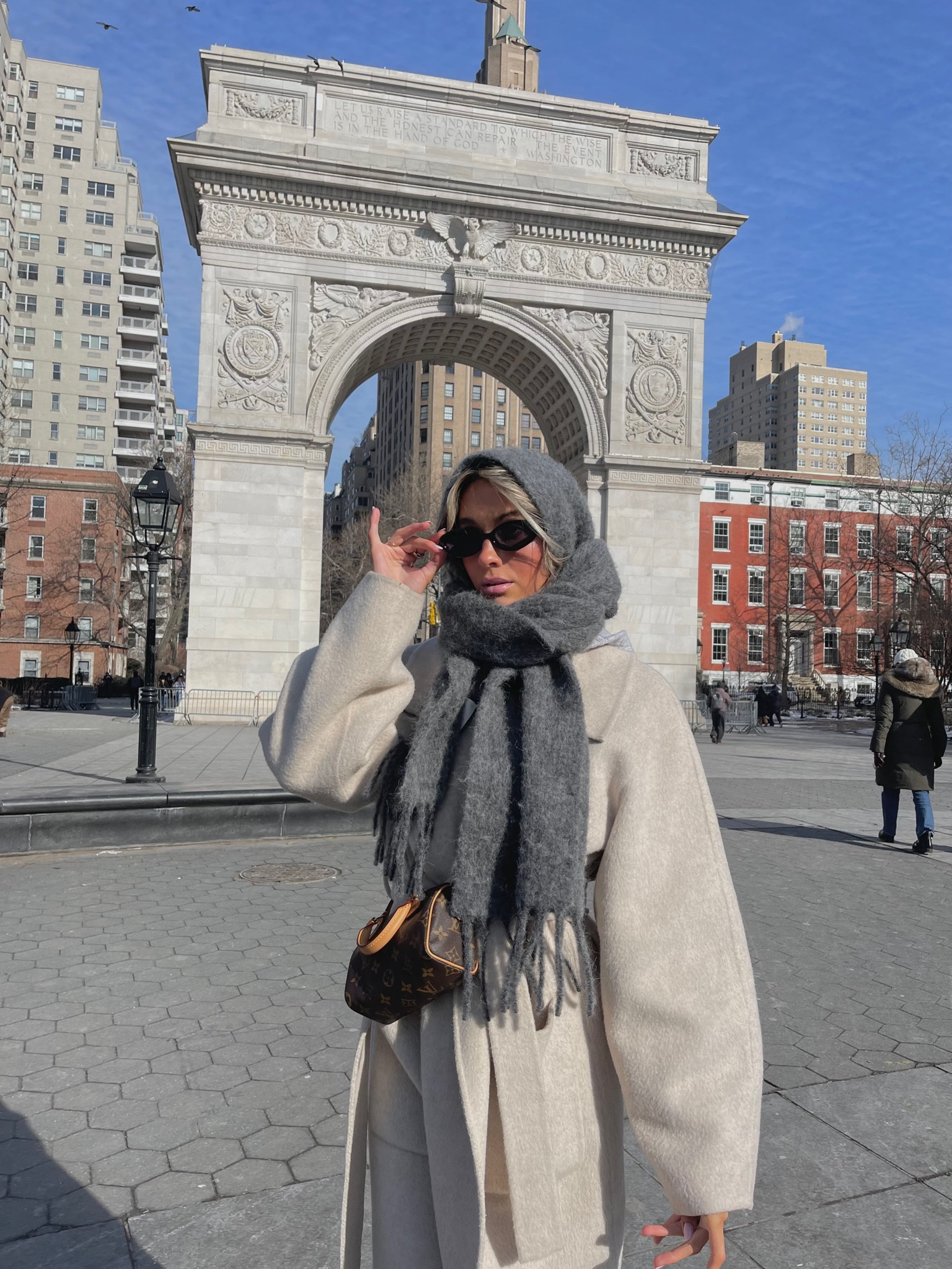 NYC ootd details 🗽🍎

#LTKFindsUnder100 #LTKStyleTip #LTKSeasonal