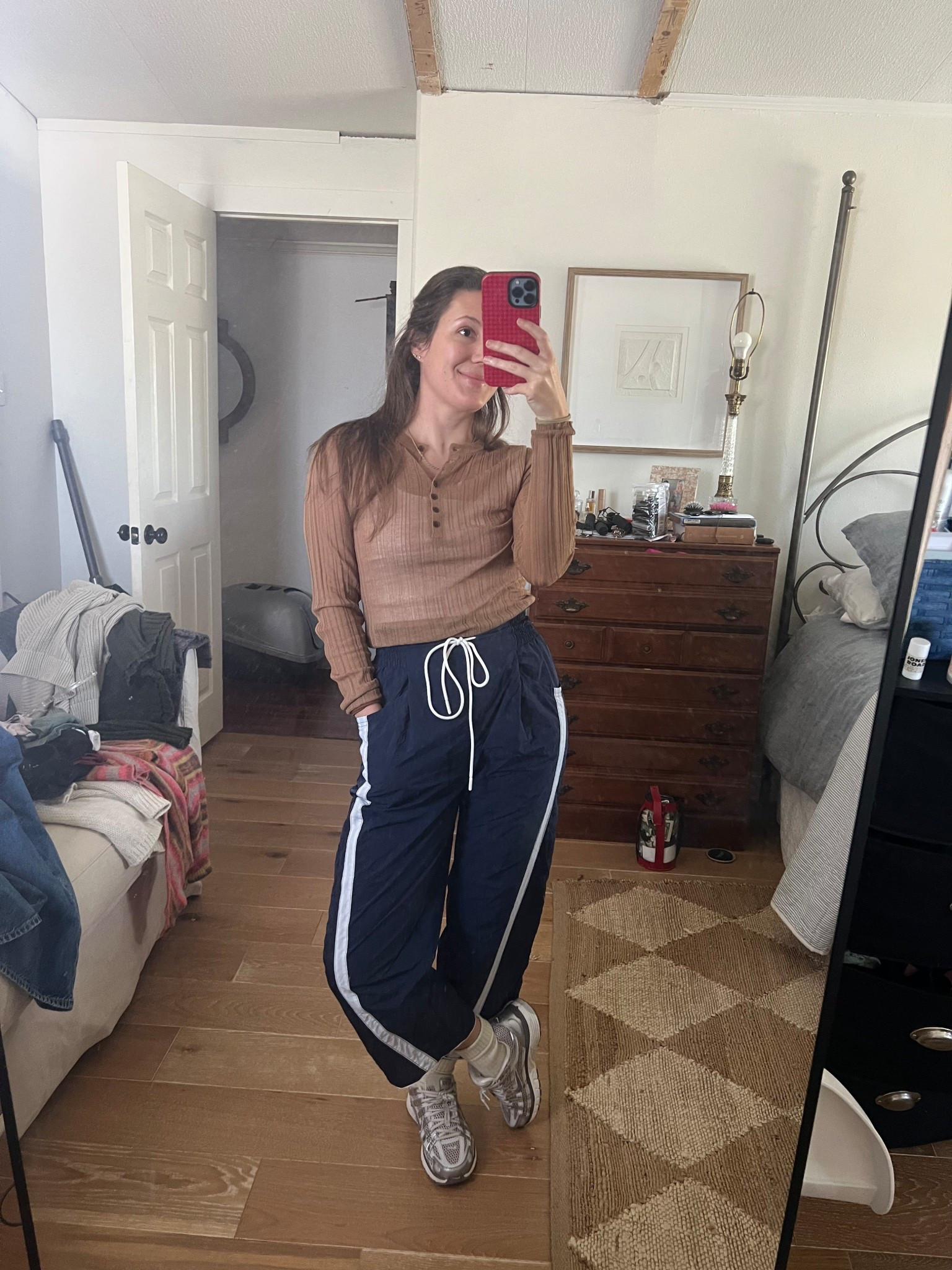Been getting so much use out of these! Bought last season and just getting around to wearing more!! #nylon #windbreakerpants #excercisepants #athleticwear 