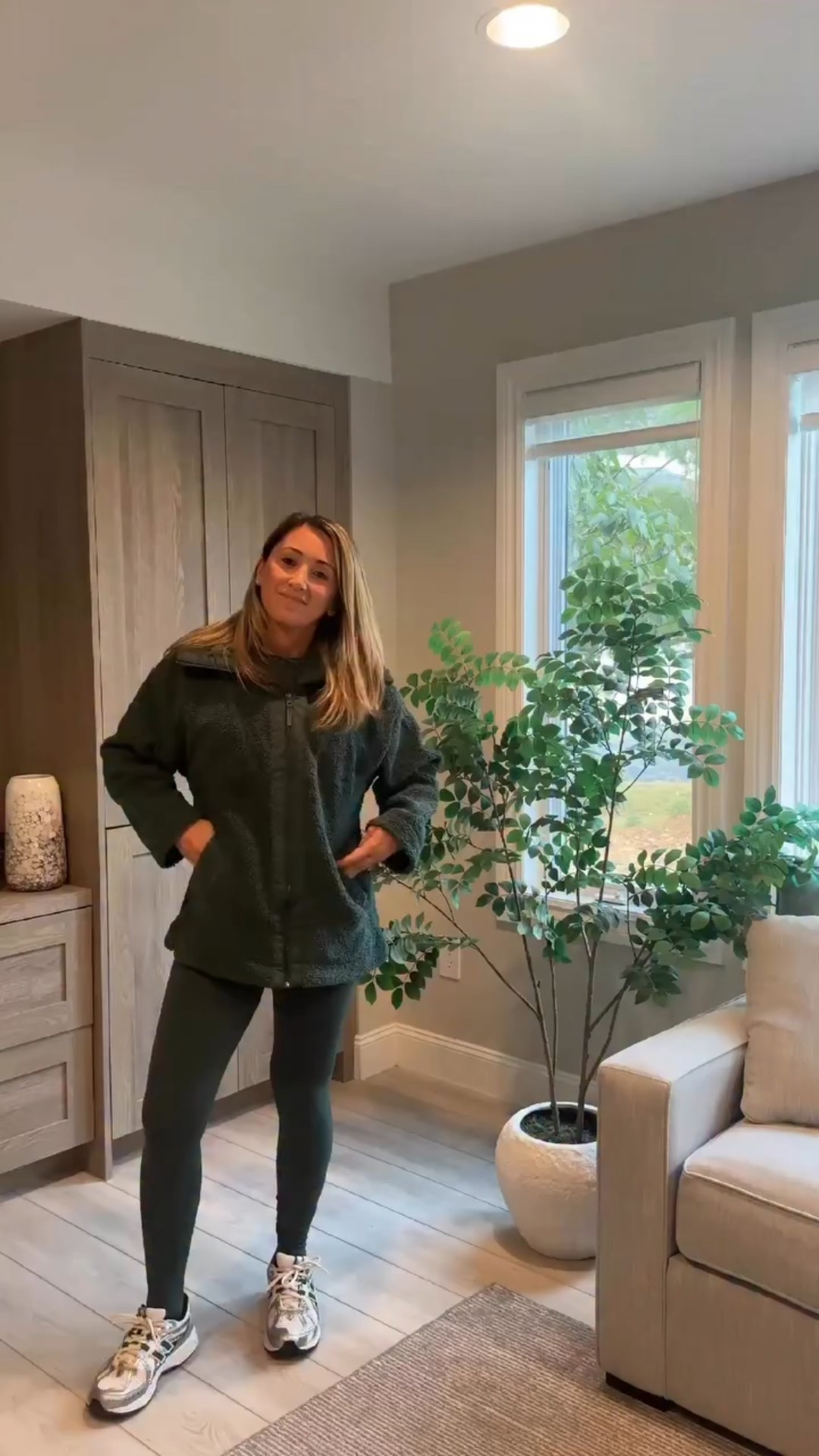 School runs but make it stylish 🚗✨ I found 3 Target athleisure outfits that are comfy enough for carpool and cute enough to wear all day. From morning drop-off to afternoon pick-up, these are my go-to mom uniforms.

COMMENT SHOP for each look and make school mornings a little more chic!

#TargetStyle #MomLife #AthleisureStyle #OOTD #SchoolPickupStyle #TargetFinds