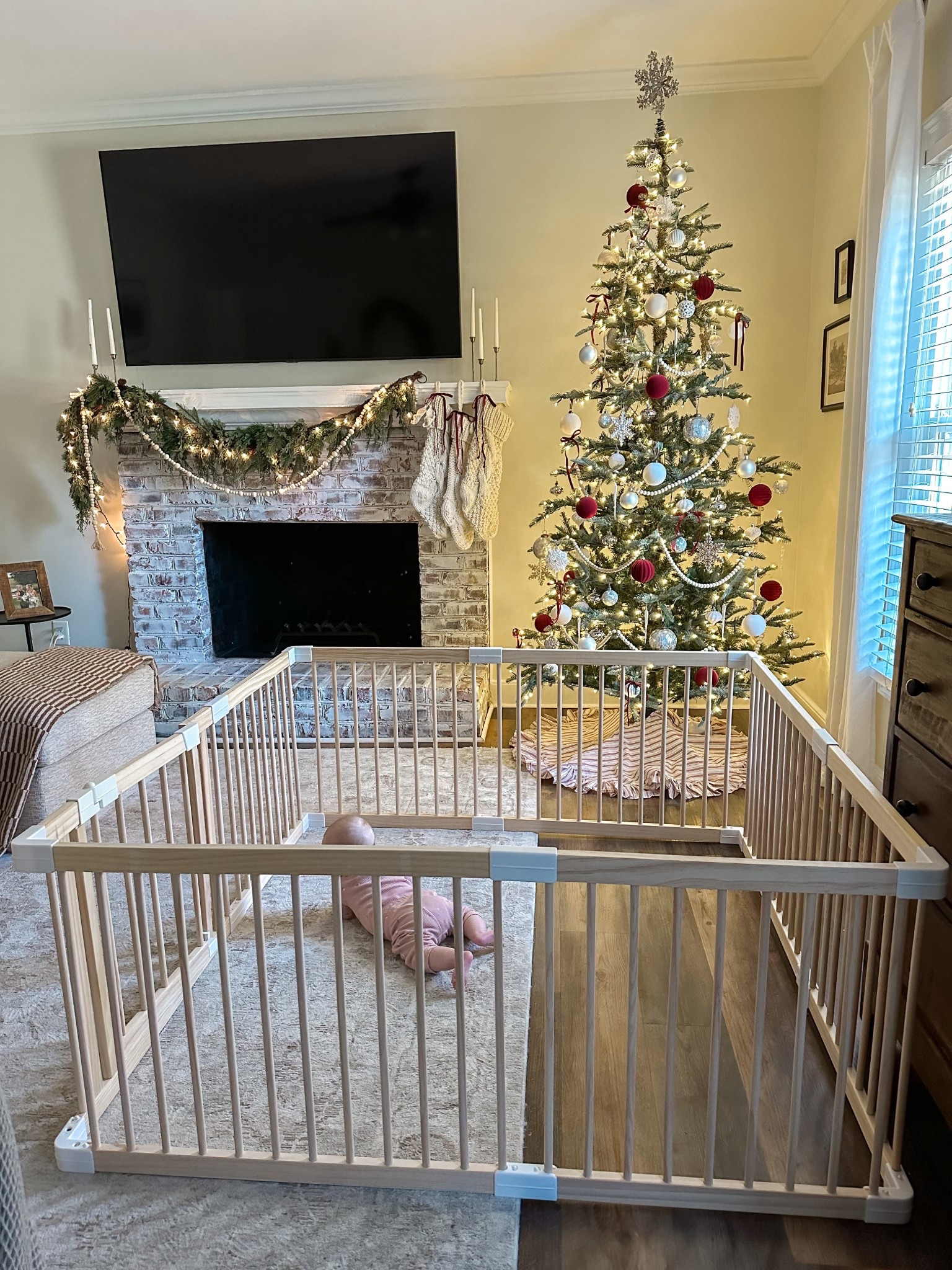 We recently got the Harppa baby play pen and have been using it everyday! Love that it matches our home’s aesthetic! 

#LTKKids #LTKmomlife #LTKBaby