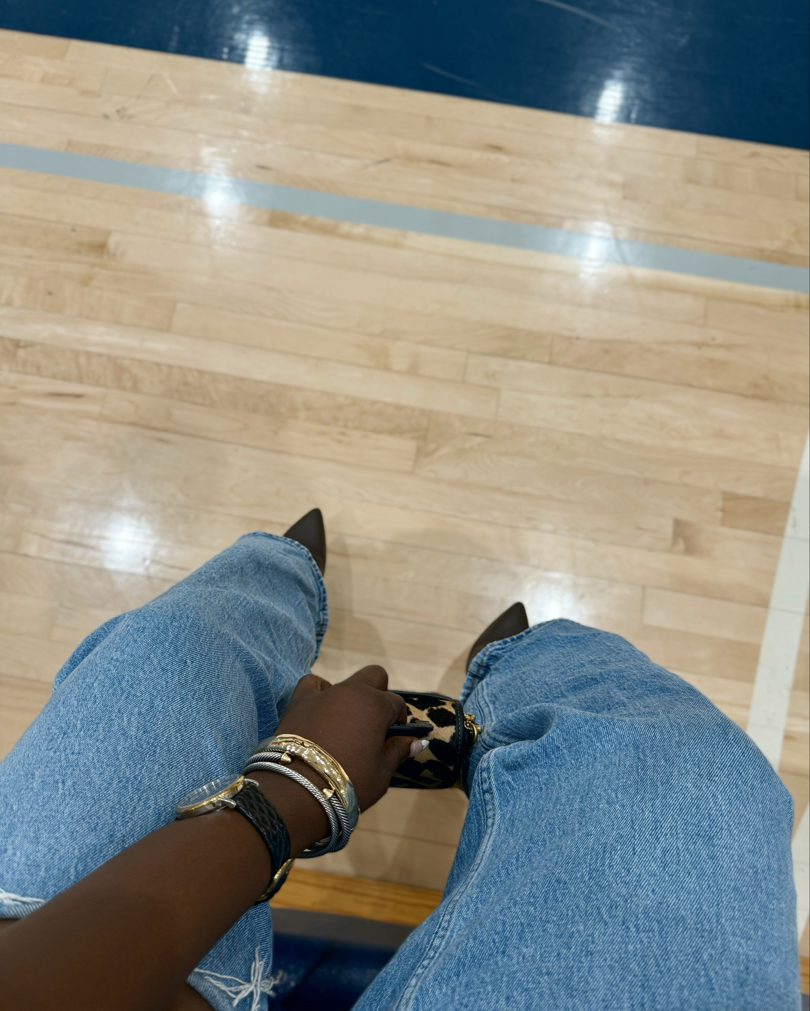 Denim neutral outfit 

#LTKStyleTip #LTKSeasonal #LTKSaleAlert