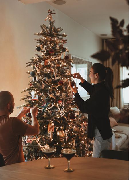 Tonight’s order is a pair of espresso martinis while we put the finishing touches on a tree, then a Christmas classic under the glow. A perfect date night.

#LTKHoliday #LTKhome #LTKSeasonal