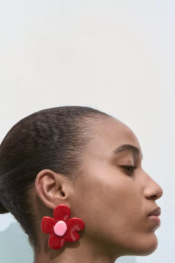 CONTRAST FLOWER EARRINGS | Zara US