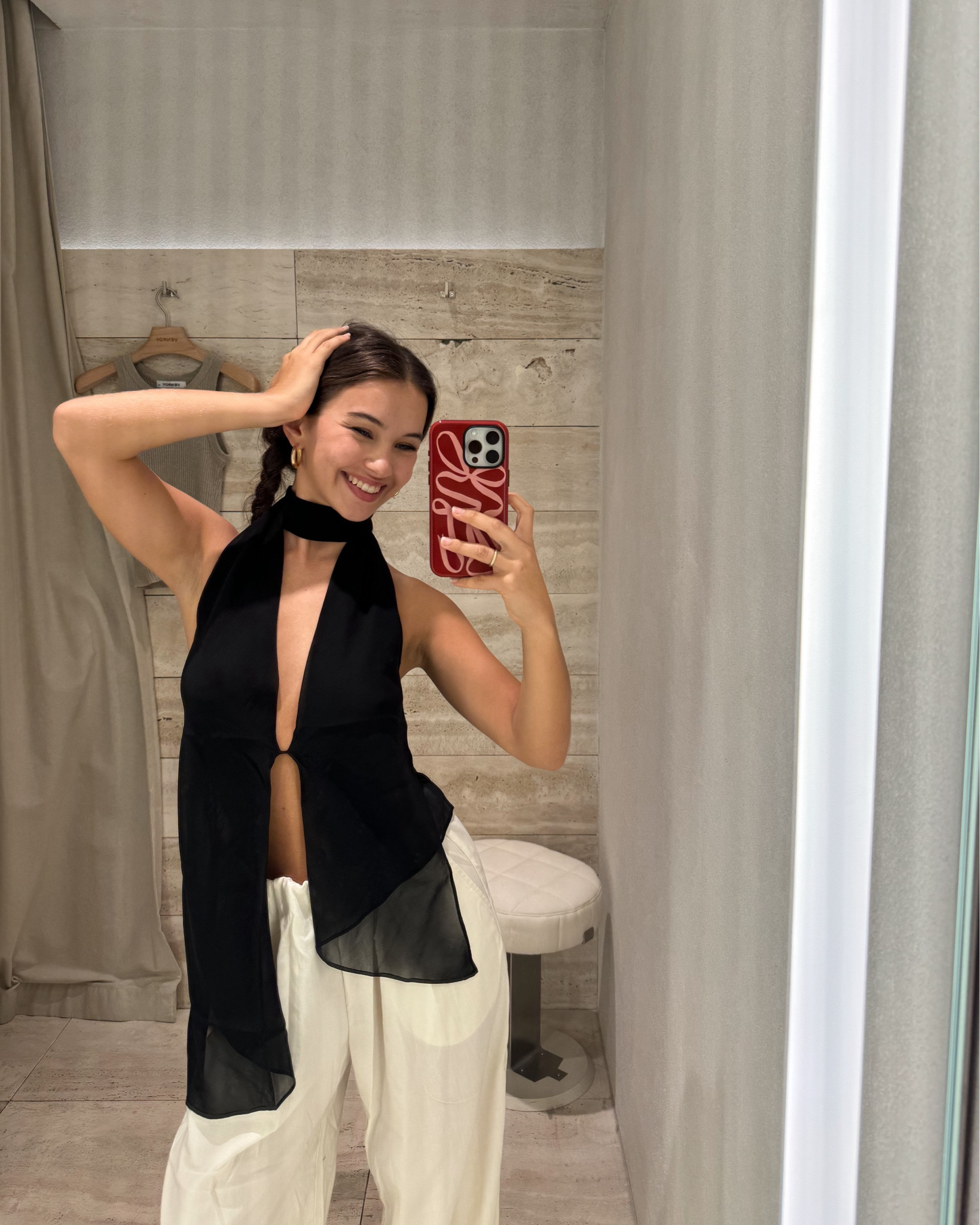 this top is SO CLASSY & CHIC!!! I can’t wait to wear it out to dinner with the girls & style it with a coat when it gets colder

#LTKstyletip