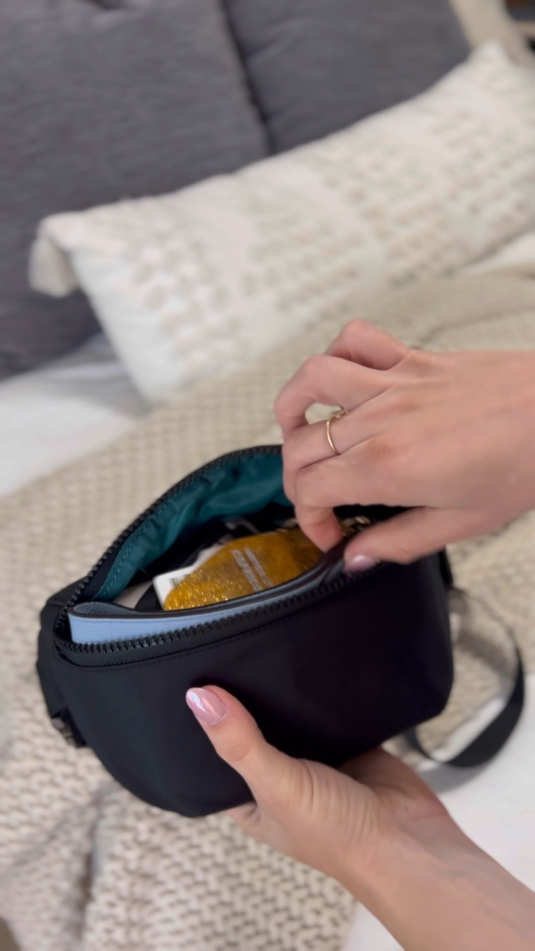 WHAT’S IN MY BAG UPDATE using the Kibou Mini!!!!! 

#LTKfindsunder100 #LTKtravel #LTKfindsunder50