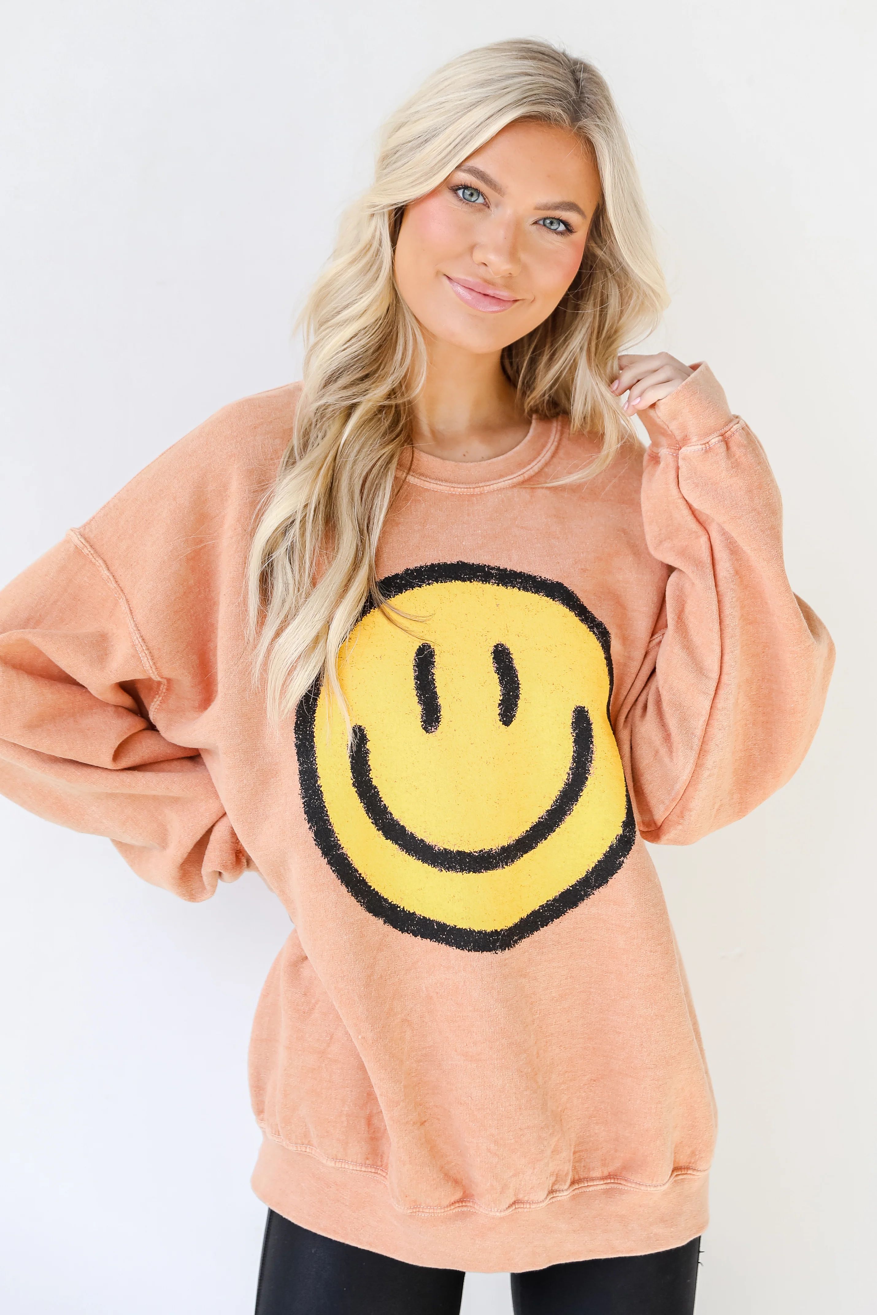 Smiley Face Oversized Pullover | Dress Up