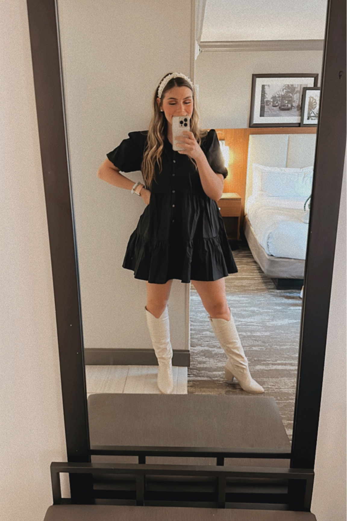 Back in black 

#LTKtravel #LTKunder100 #LTKstyletip