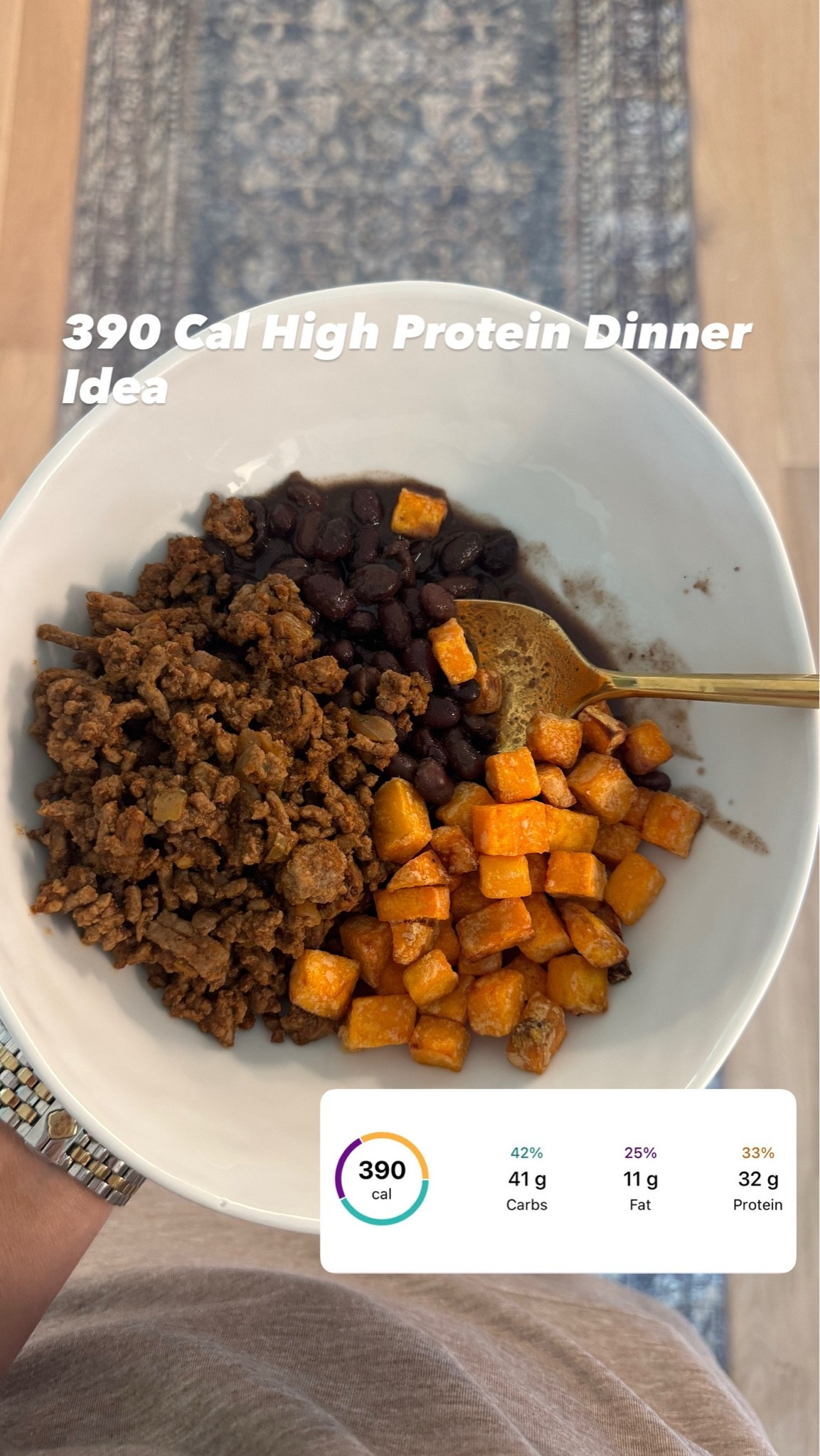 Easy high protein dinner idea that has been on repeat lately 🤍 Quick weeknight meals that are realistic, filling, and actually keep me full are my favorite. This simple protein bowl packs 32g of protein and is perfect for busy days when I want something easy without spending forever in the kitchen. High protein dinner ideas, healthy meal inspiration, weeknight meal ideas, simple meal prep inspiration, high fiber meal, balanced meals, protein meals for women, realistic healthy eating. Follow me on LTK for daily fashion, home decor & Amazon finds.

#LTKfoodie #LTKfitnessgoals #LTKdayinmylife