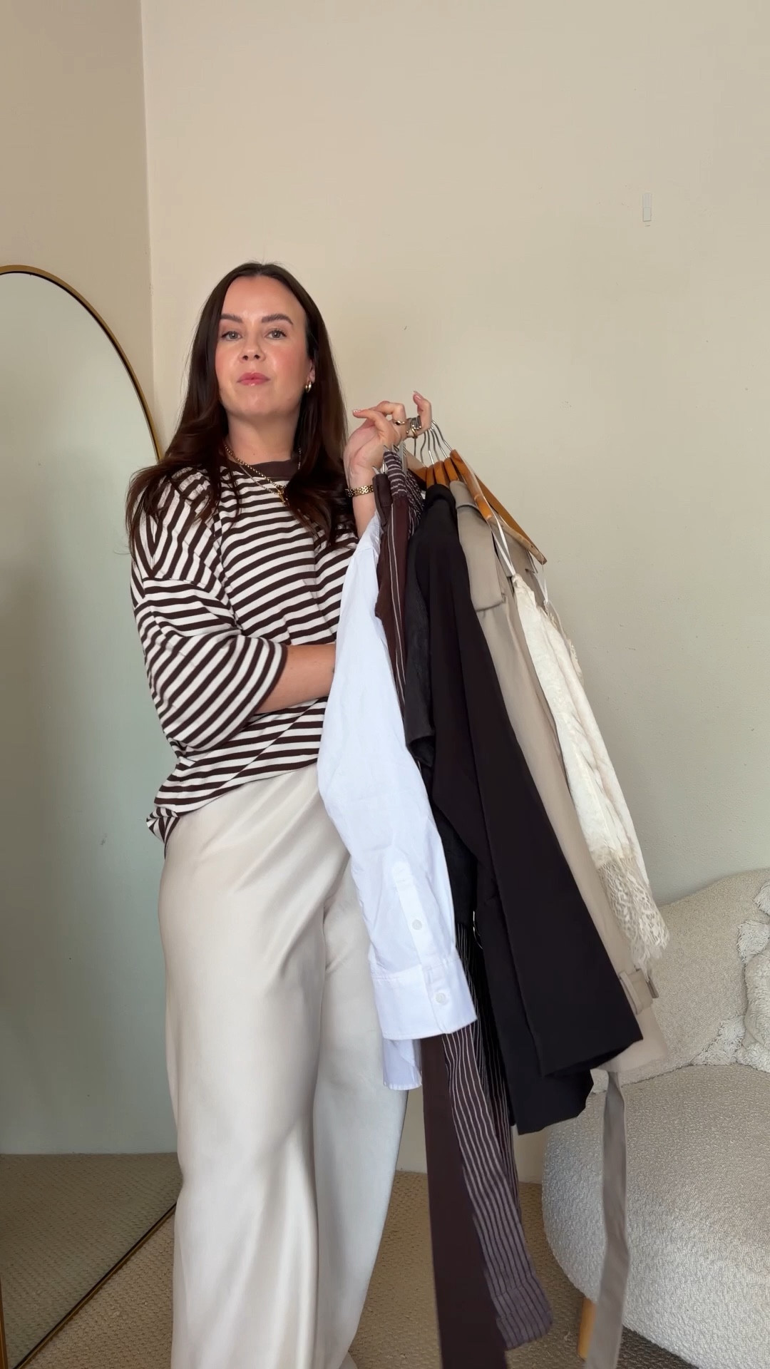 Shopping haul sizing info:

Blanca lace mini skirt: size L
Witchery cropped trench coat: size 12
Showpo short sleeve blazer: size 14
Showpo black cinched blazer: size 14
Jag chocolate knit top: size 12
Jag drawstring trousers: size 12
Jag chocolate brown jeans: size 12
Jag white oxford shirt: size 14

#LTKhaul #LTKMidsize #LTKootd