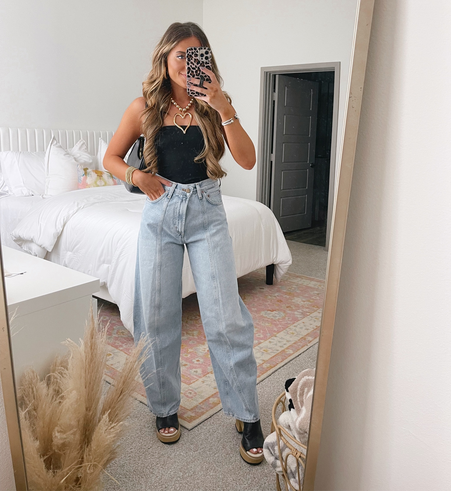 Dinner w friends fit!🖤

#LTKStyleTip #LTKFindsUnder100 #LTKFindsUnder50