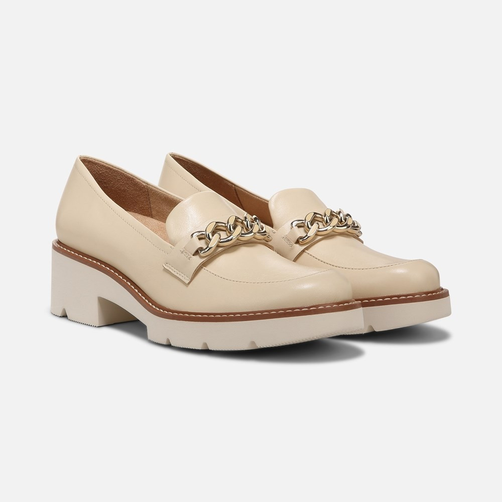 Desi Loafer | Naturalizer