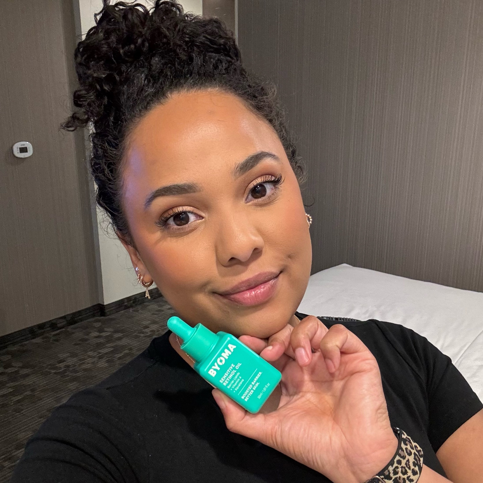 #AD The new @byoma sensitive retinol oil is perfect for anyone new to retinol or looking for something gentle yet effective. The @byoma sensitive retinol oil is soothing and barrier boosting to keep skin happy and help even skin tone and texture. Shop @byoma at @target. 

#AD @Target @BYOMA  #Target  #TargetPartner  #byoma #byomapartner #ceramides #skinbarrier


#LTKbeauty