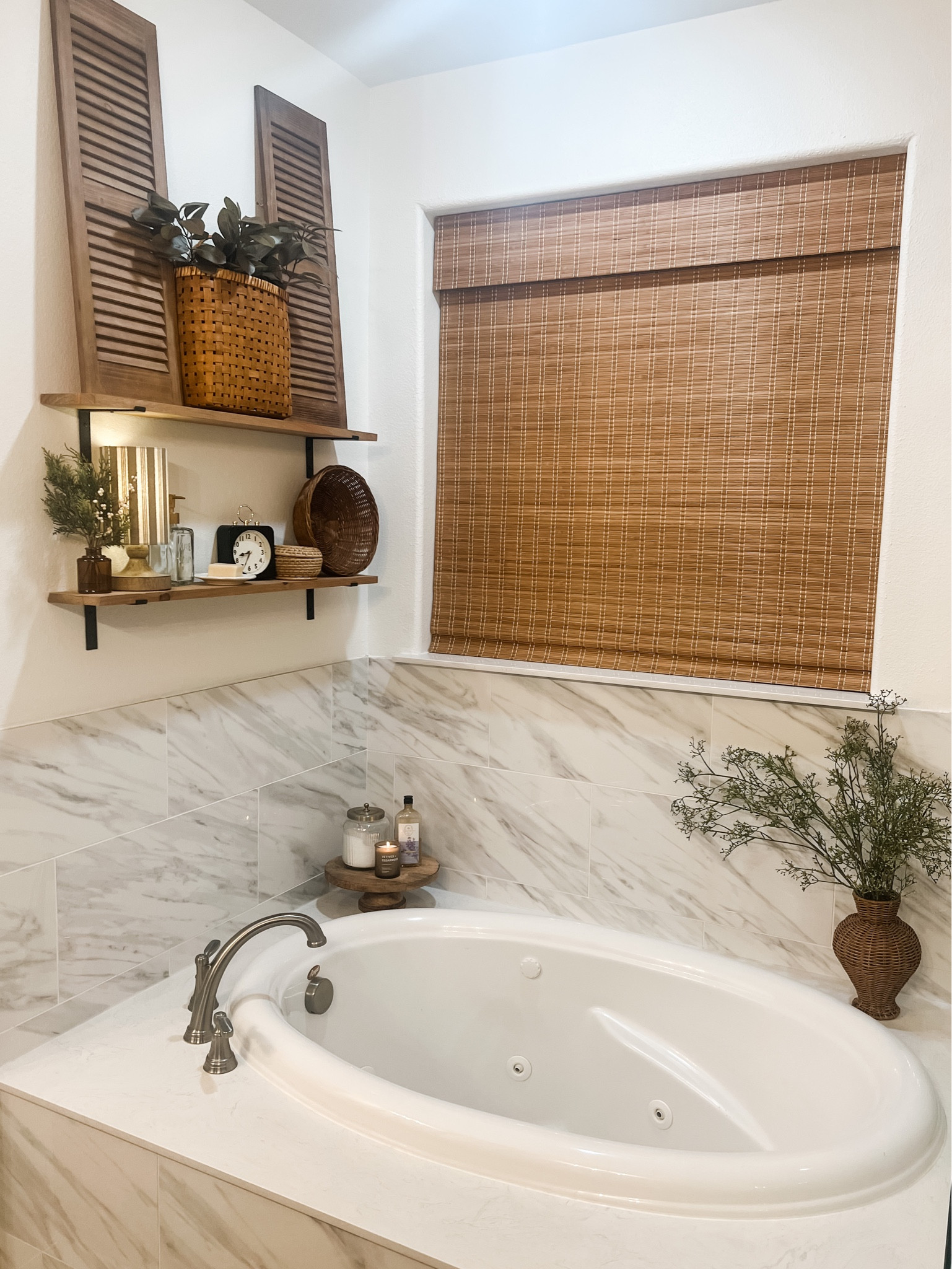 Bathroom update - decor details 🫶

Modern farmhouse. Decor. 

#LTKhome