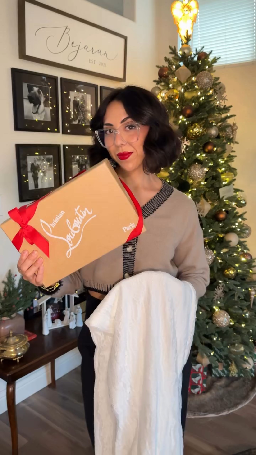 GDWM for Christmas photos 🎄🤍

Winter whites + dreamy lace = pure magic.

Pretty sure Santa’s drooling already 👀🎅

Thank you @winkbay_us for the perfect dress for our annual Christmas cards ✨

#christmasoutfit #christmascards #holidaydress #christmas #christmasdress

#LTKHoliday #LTKgrwm #LTKGiftGuide