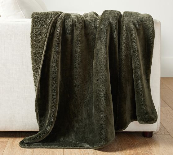 Cozy Cloud Plush Throw | Pottery Barn (US)