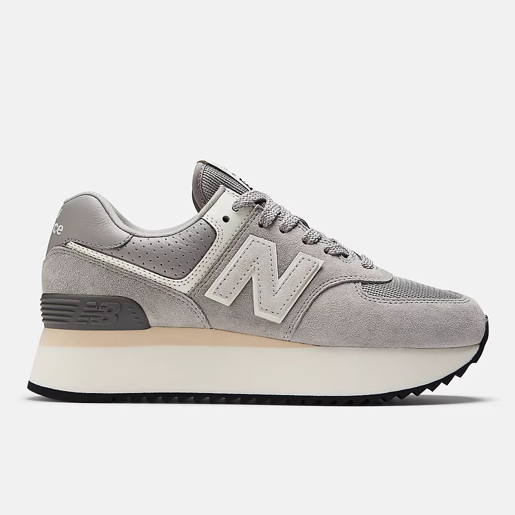 574+ | New Balance Canada