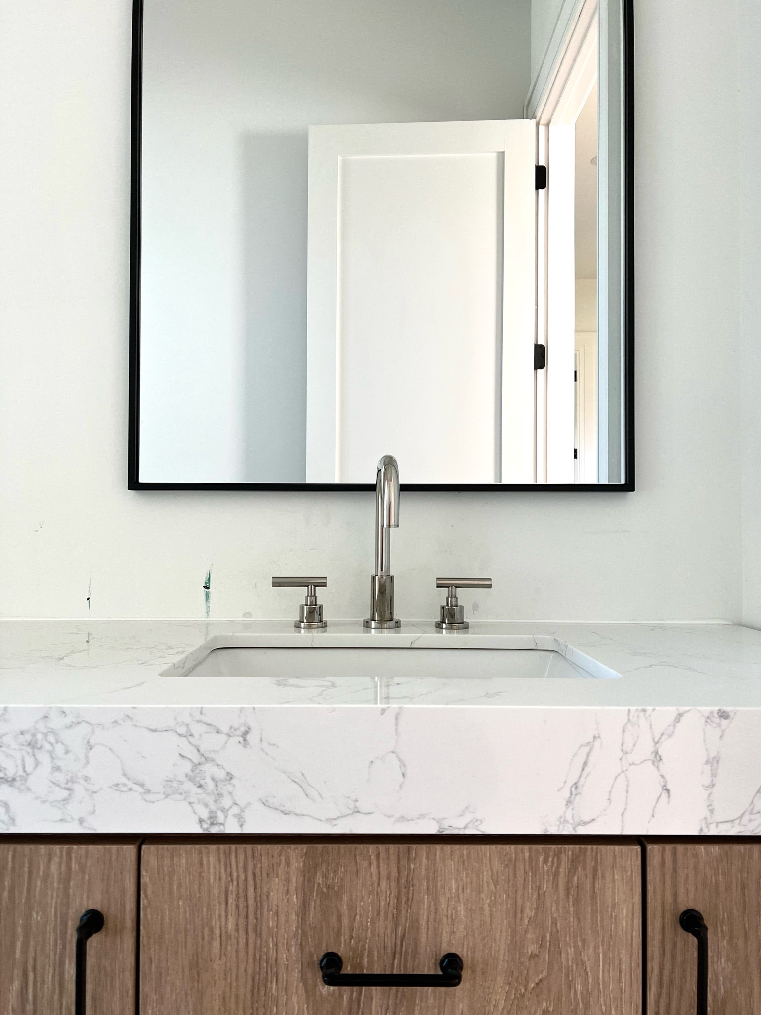 Double vanity, mirror, and faucet on sale. 


#LTKhome #LTKsalealert