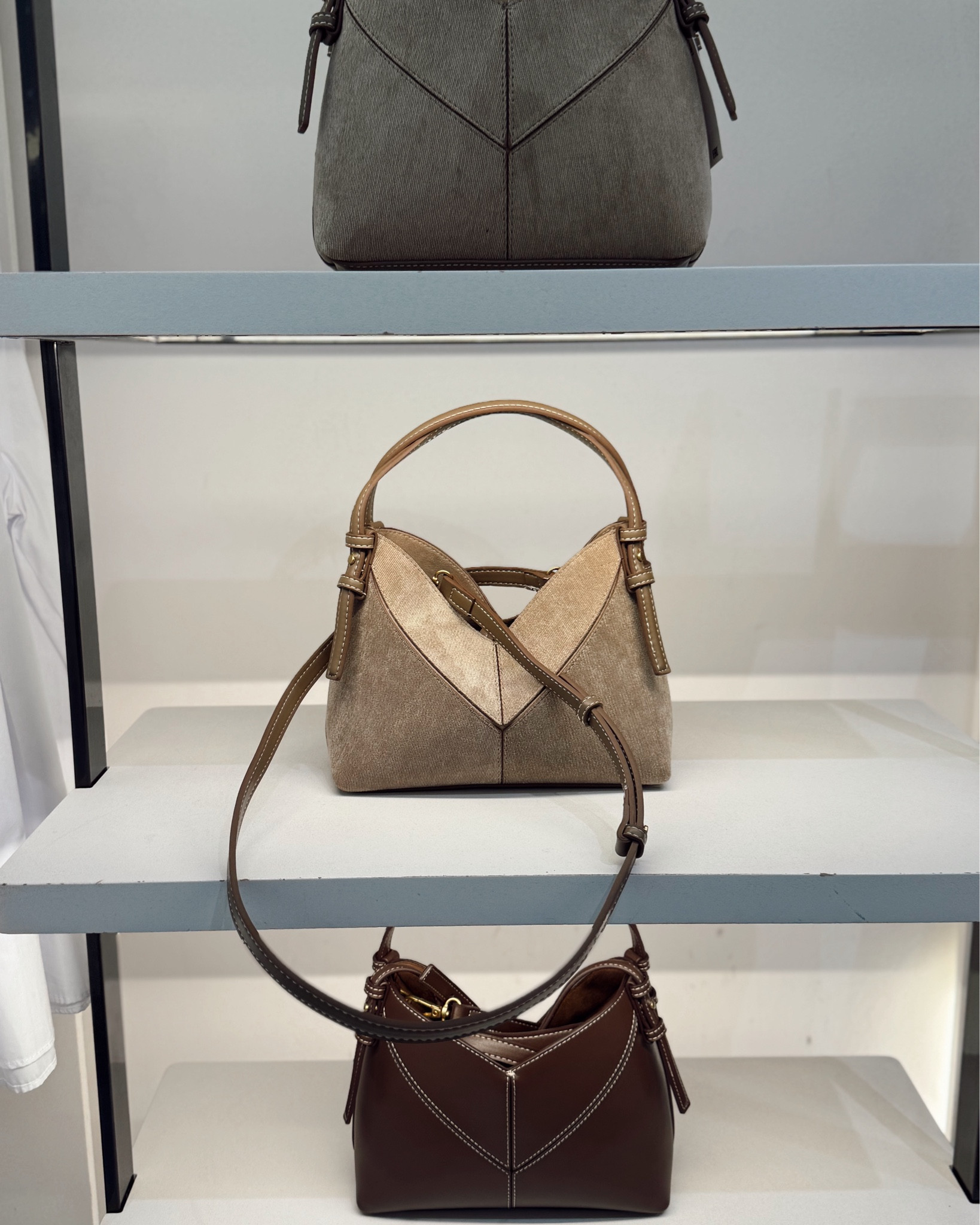 Sorry, back under 60 that looks like Loewe !!