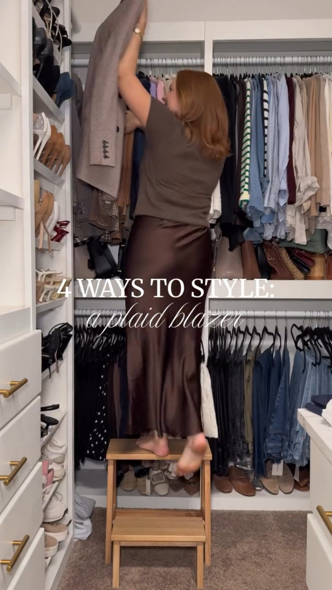 Because moms don’t have time to overthink
it 🙃 One plaid blazer, four outfits you can throw together in 5 minutes or less🙌🏼 Which outfit is your favorite?

Save for next time your in a crunch for easy fall outfit inspiration🍂

#outfitideas #momstyleinspo #everydaychic #plaidblazer #effortlessstyle #businesscasual #blazeroutfits #howtostyle #saveforlater