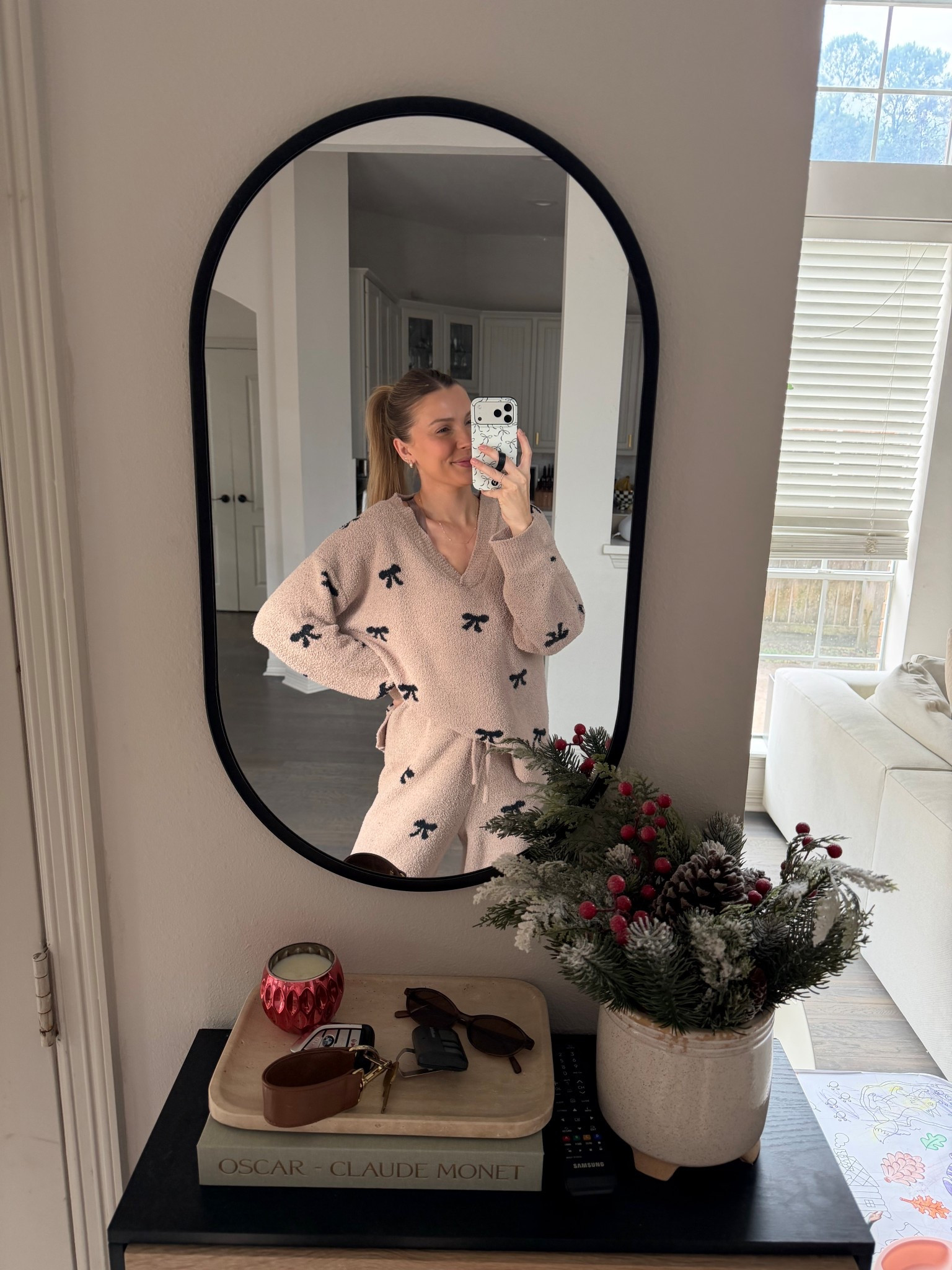 The coziest nursing friendly lounge set! Size M. 

#LTKdayinmylife #LTKootd #LTKmomlife