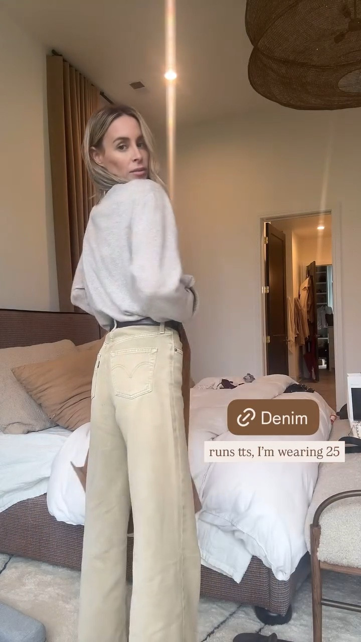 jeans from Levi’s & i love this color! obsessed with this suede jacket too, might be one of my favorite Zara finds 🤎

#LTKStyleTip #LTKWatchNow