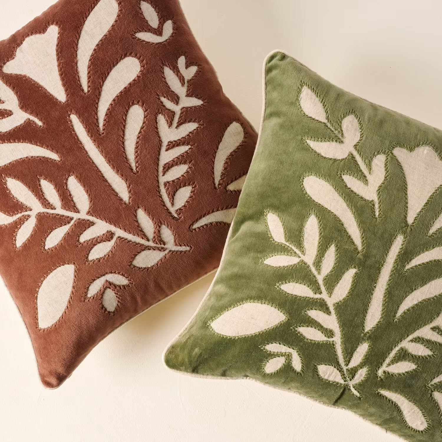 Willa Green Velvet Pillow | Magnolia