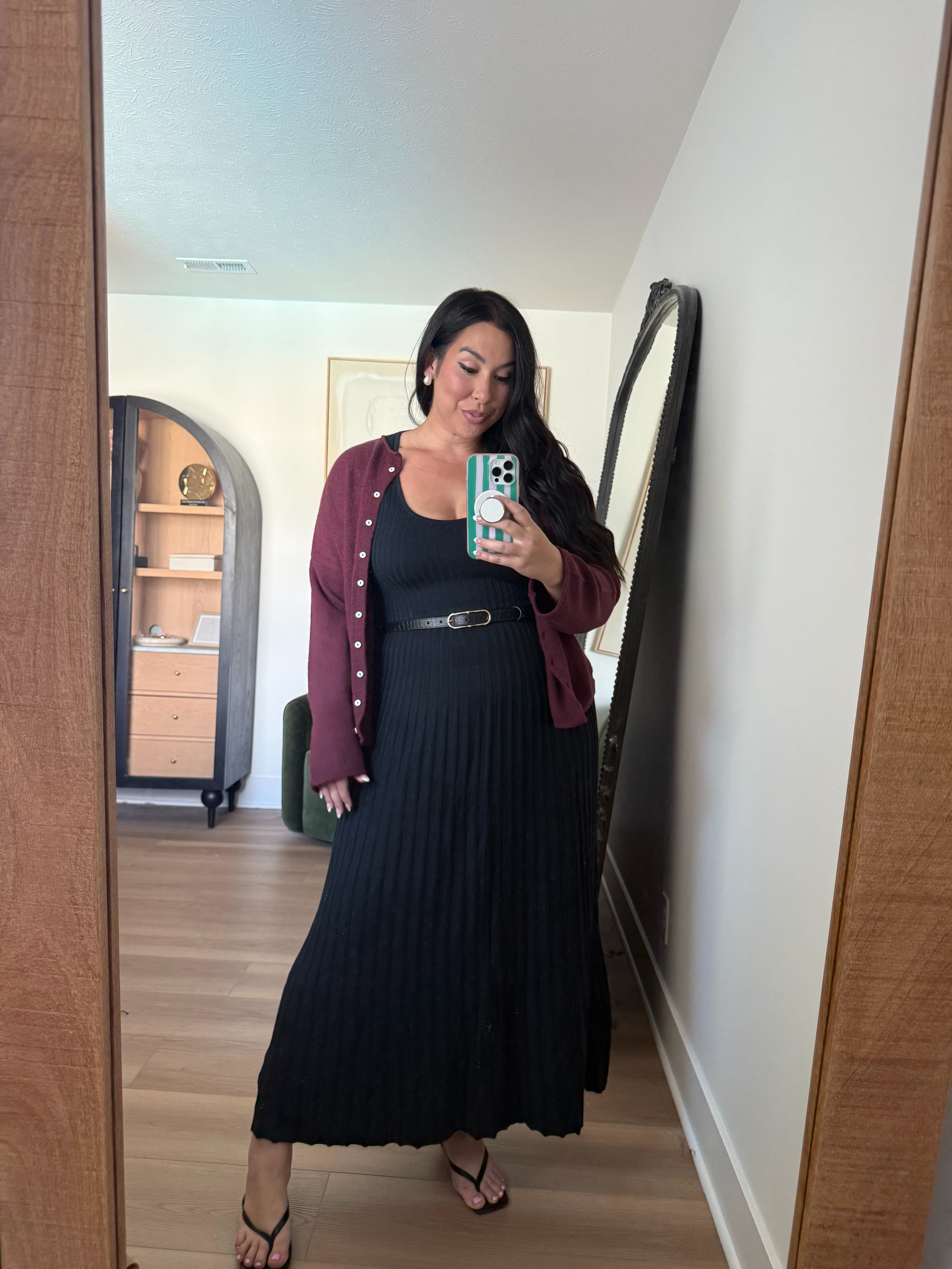 Wearing a large! Midsize fashion, midsize, abercrombie, abercrombie sweater dress, fall style, fall dress

#LTKSeasonal #LTKMidsize
