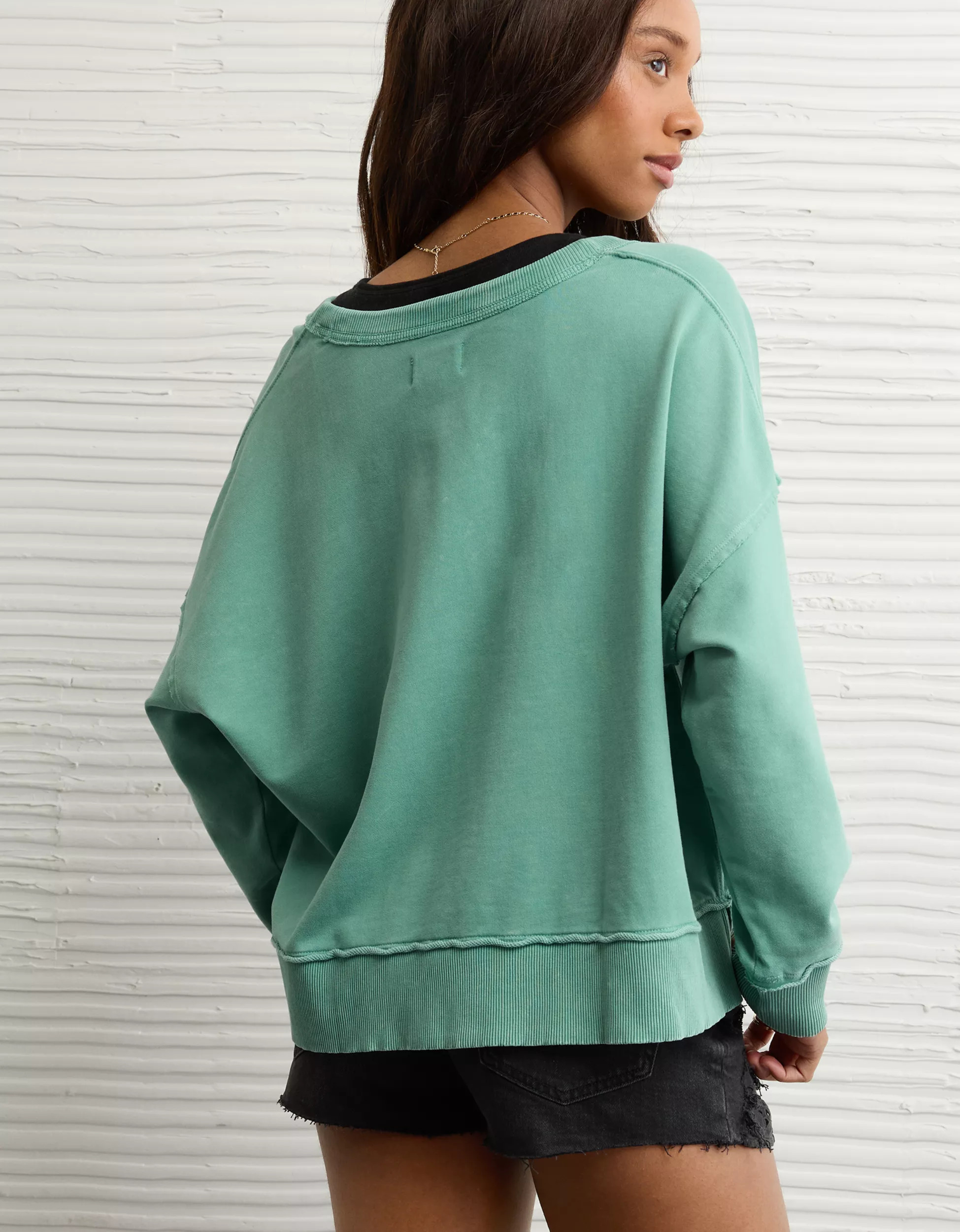 AE Big Hug V-Neck Sweatshirt | American Eagle Outfitters (US & CA)