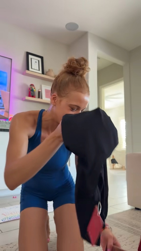 One of the best workout onesies, I have found in a long time 🫶🏽 


#amazonfinds #amazonactivewear #activewear #alodupes #lululemondupes

#LTKSaleAlert #LTKActive #LTKFindsUnder50