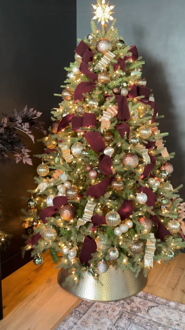 Transforming our family room into a holiday haven with our modern glam Christmas tree!