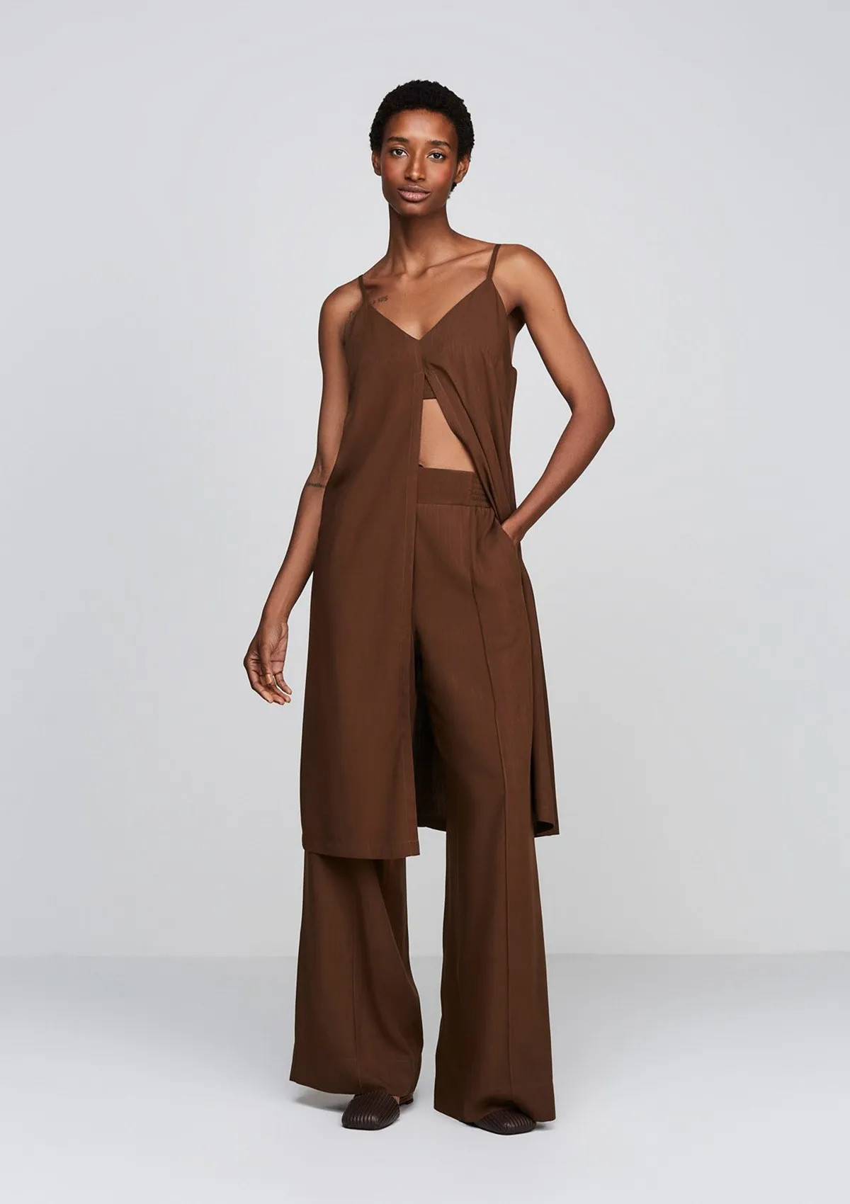 Calça Reta Em Viscose Cintura Alta - Outlet Espaço Hering | HeringOutlet (BR)