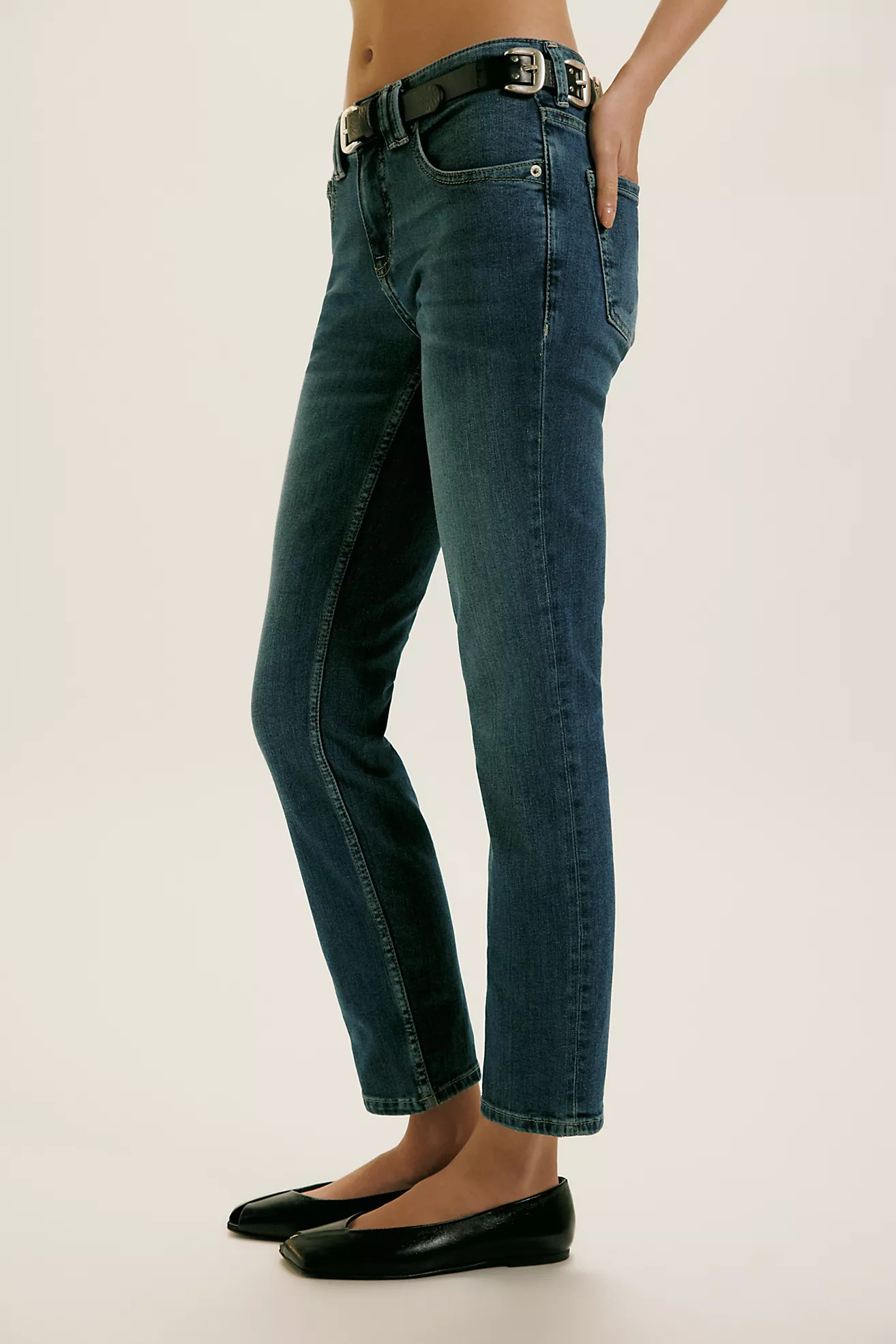 We The Free Oracle Low-Rise Slim Straight Jeans | Free People (UK)