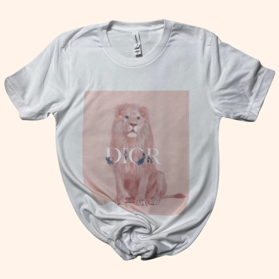 Queen of the Jungle Graphic Tee Shirt ( Vintage Feel ) | Sassy Queen
