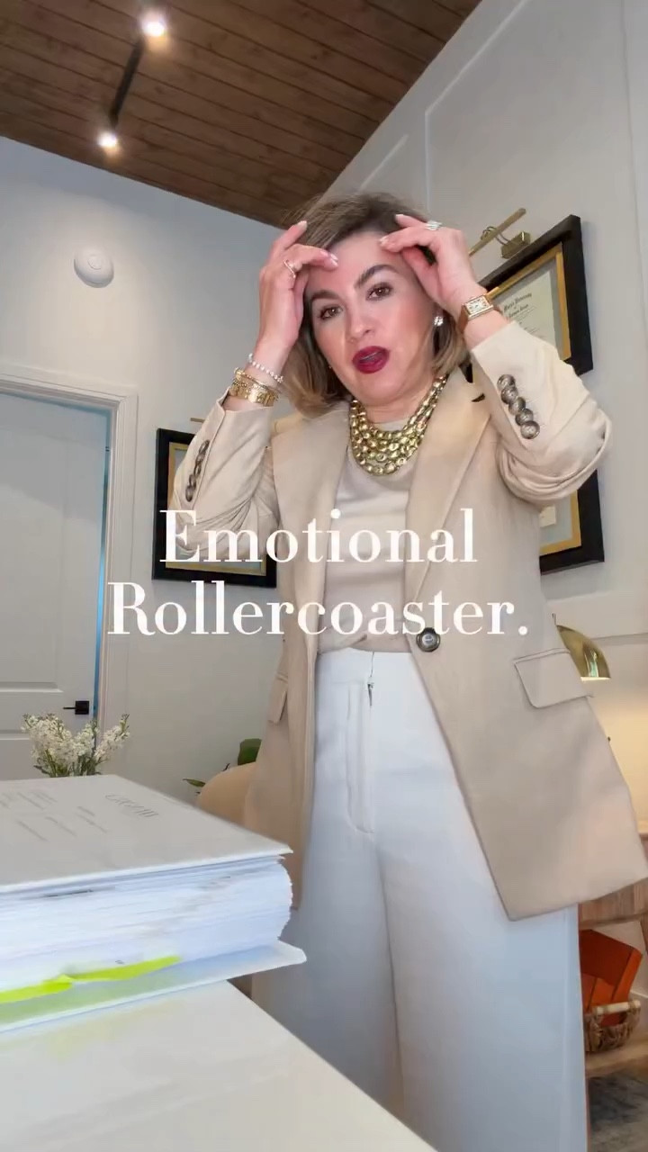 No one talks about the emotional side of practicing law enough. 🎢🎢🎢

Comment SHOP and I’ll send you links to my courtroom outfit of the day. ✨

#lawyerlife #divorcecourt #familylaw