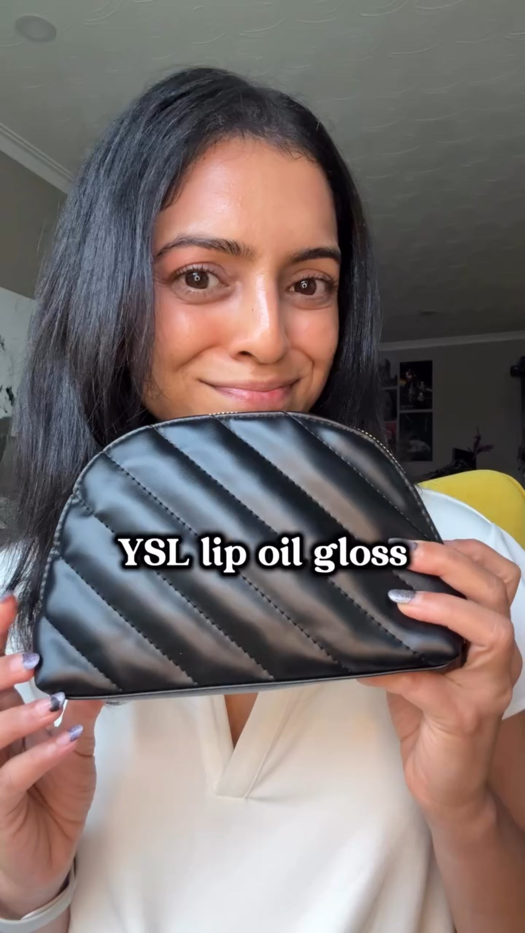 Ysl plumping lip balm and lip oil gloss.
1. YSL candy glaze lip gloss stick-  02, healthy glow plumper 
2. YSL loveshine lip plumping oil gloss- 44, Nude Lavallier
3. YSL loveshine lip plumping oil gloss- 02, Lucky moonstone 
4. YSL loveshine lip plumping oil gloss- 03, Mellow mallow
#yslbeauty #yslloveshine #loveshinelipstick