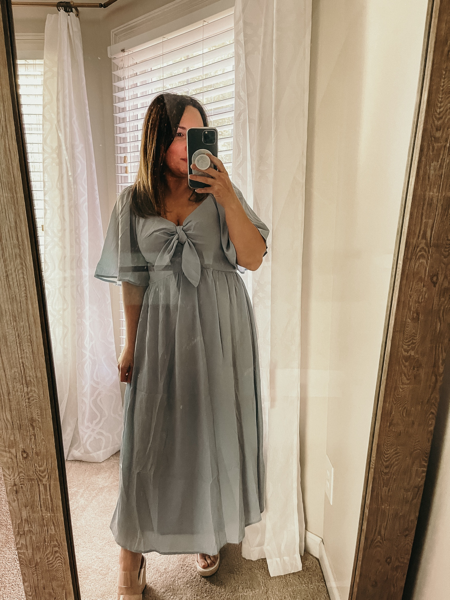 Ok I like this dress a lot. Very flattering, would work for a flower field spring session. 

#LTKStyleTip #LTKFamily #LTKSeasonal