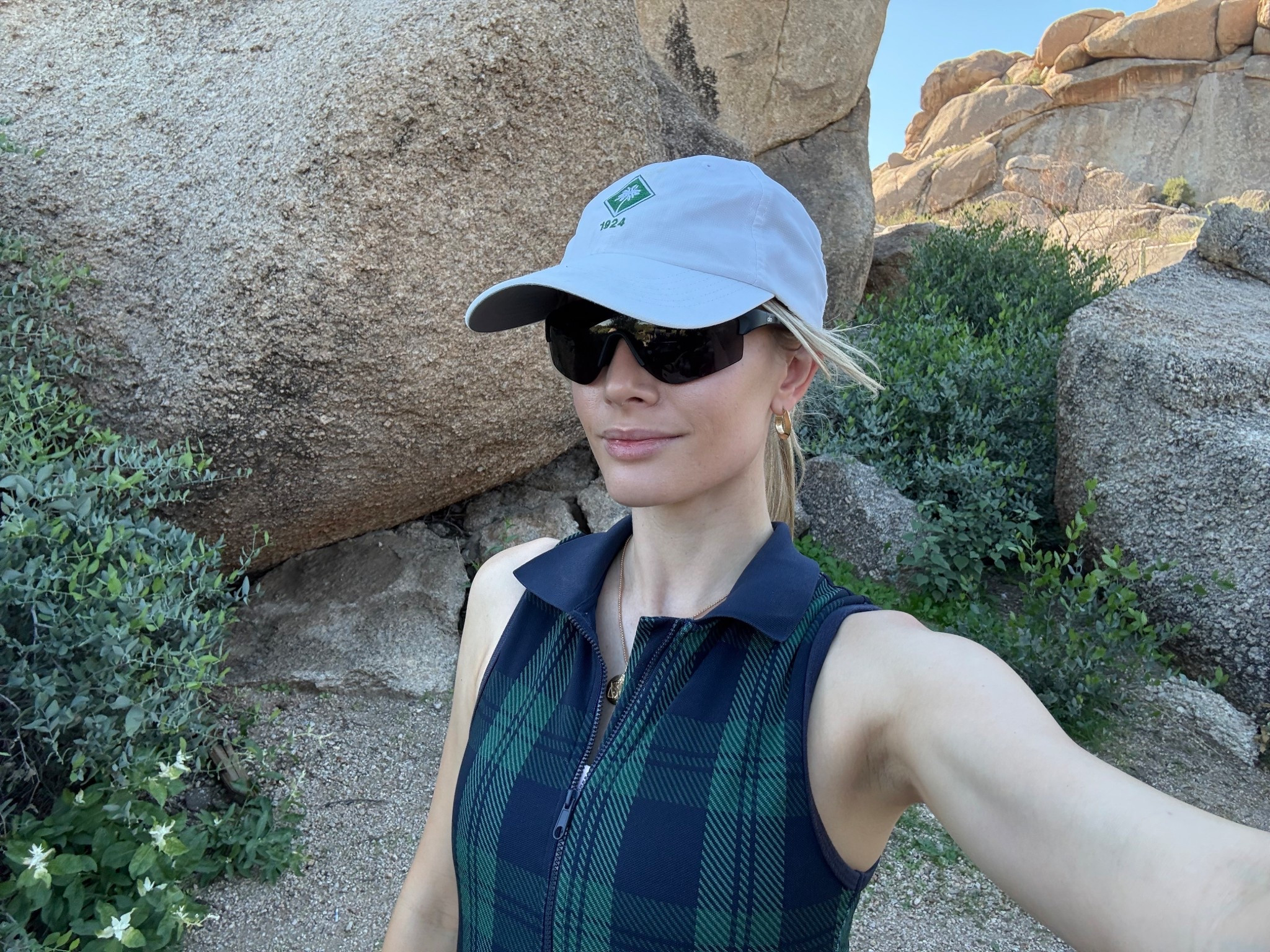 golf 
Golf sunglasses 
Hiking 
Outdoors
Alo 
Sports sunglassess

#LTKTravel #LTKActive #LTKStyleTip