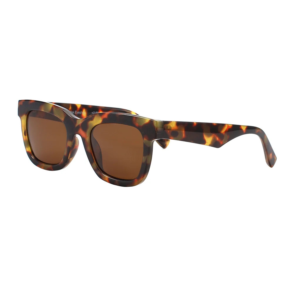 NOAH | Tortoise | Tinted Readers | Ryan Simkhai Eyeshop