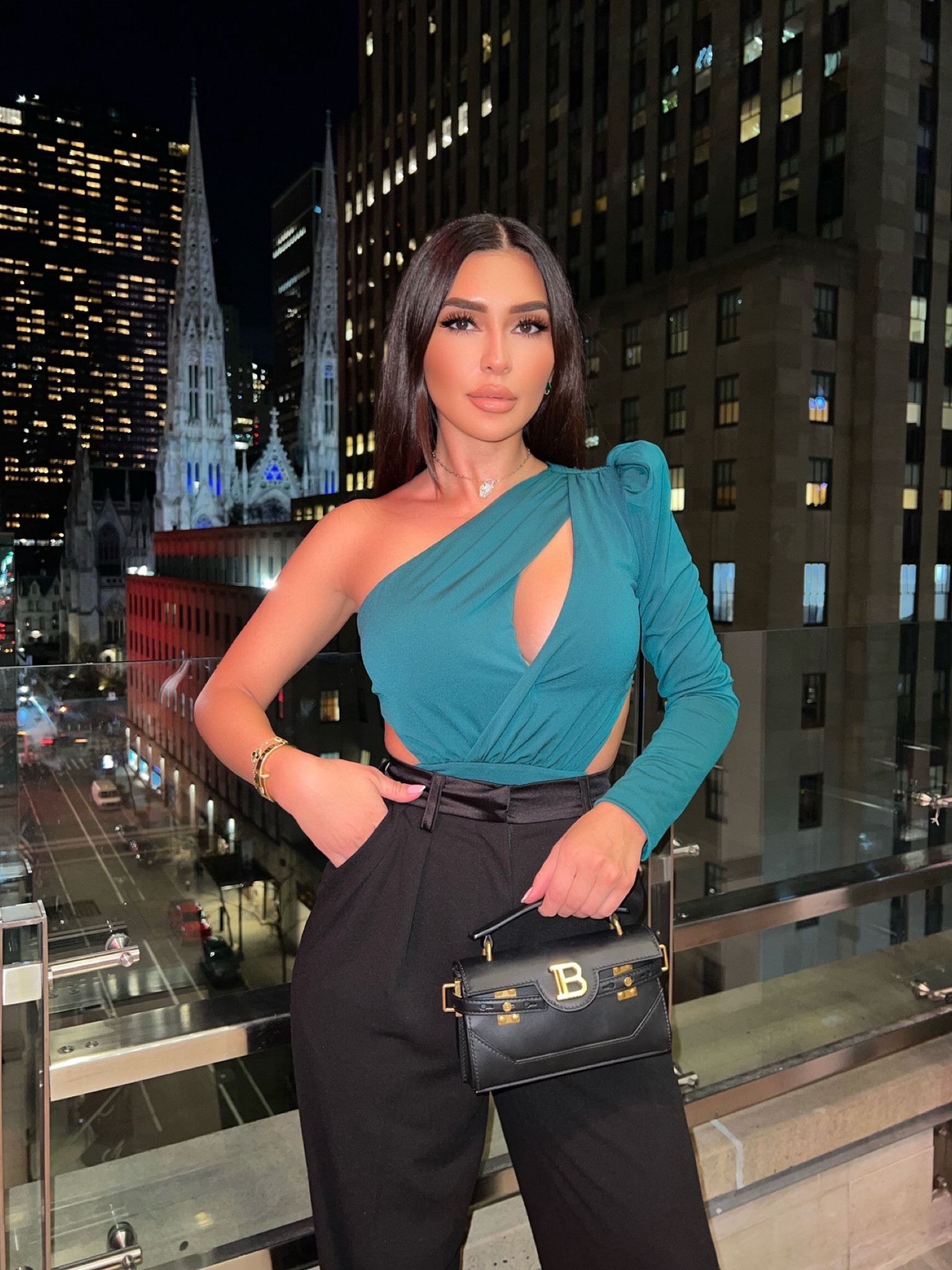 Night out ❤️

#LTKitbag #LTKstyletip