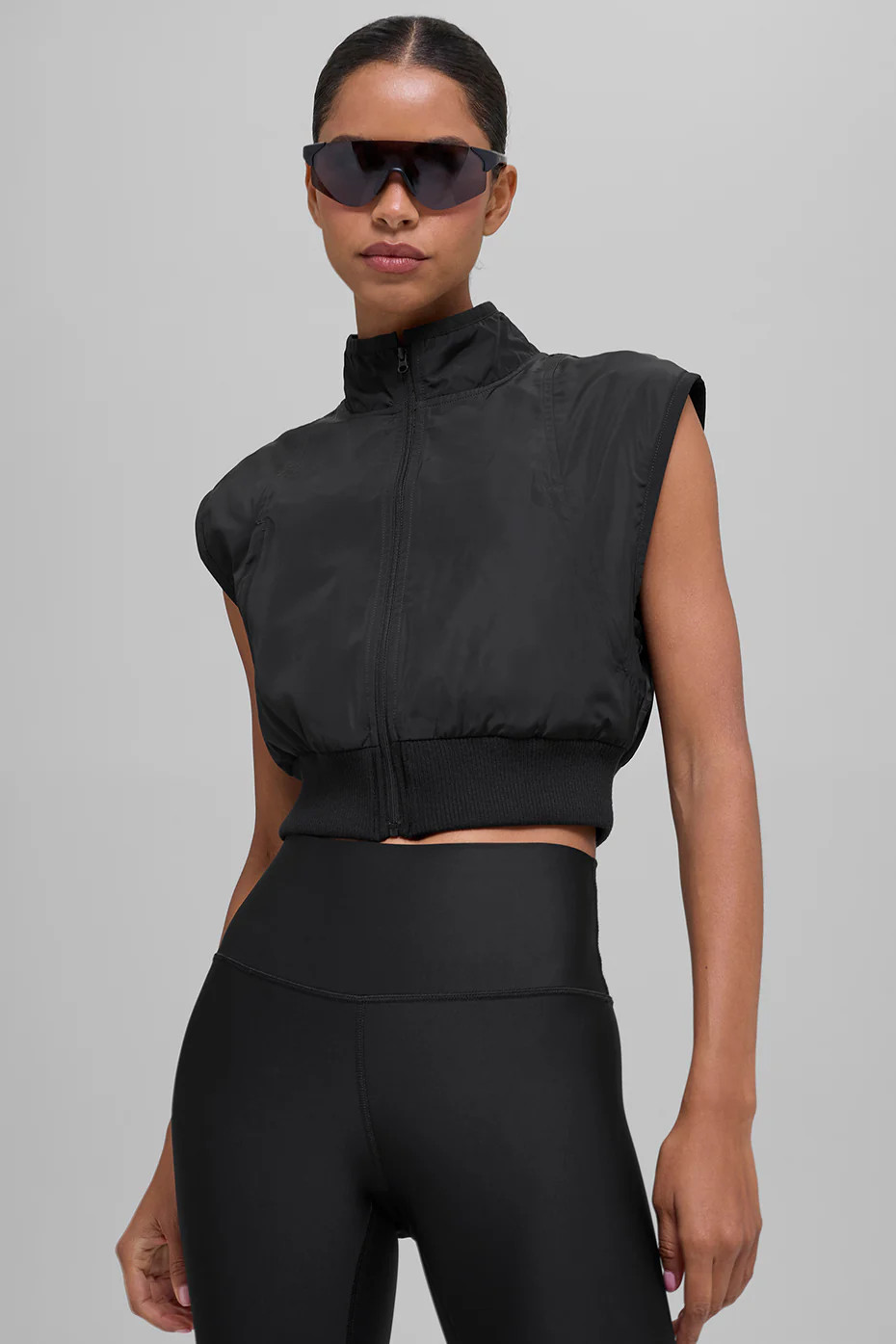 ALO | In Motion Vest in Black, Size: 2XS | Alo Yoga (US)