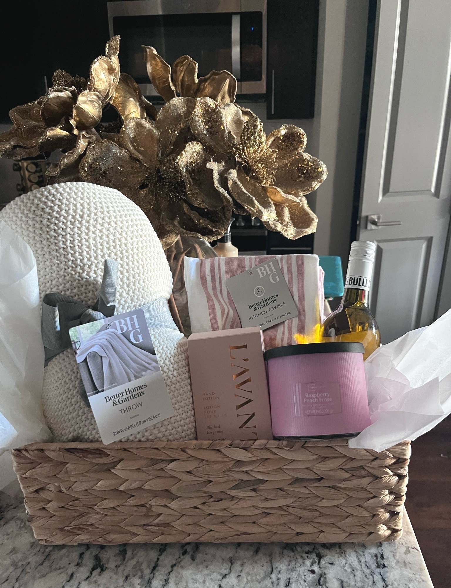 Housewarming Gift Basket For
The Bestie in your life 🩷

#LTKHome #LTKWedding #LTKSeasonal