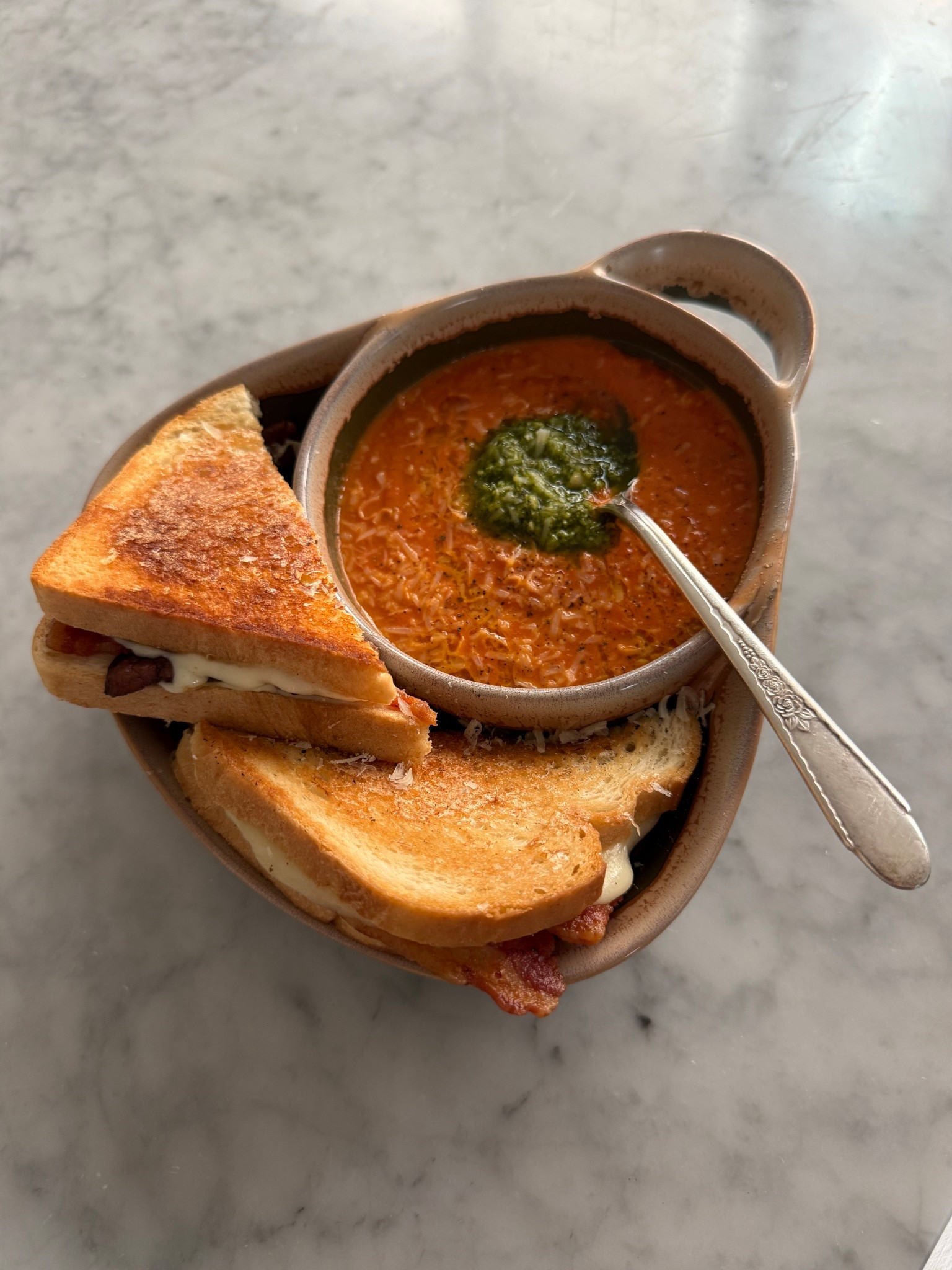 From cozy soups to cheesy dips, this bowl does it all! 🥣🥪 Dishwasher, oven, and microwave safe—snacking just got upgraded.

#SoupAndSandwich #DipBowlGoals #KitchenEssentials #MealPrepMadeEasy #OvenSafe #MicrowaveSafe #DishwasherSafe #CozyEats #SnackTimeApproved #LTKHome #LTKKitchen #EverydayEssentials #BowlGoals #FoodieFavorites