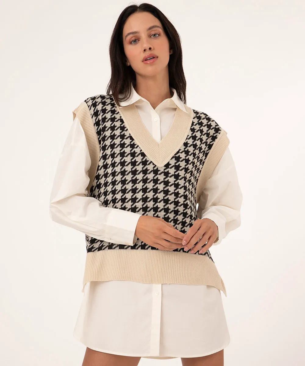 Colete de Tricô Cropped com Estampada Pied de Poule Decote V Preto | C&A (BR)