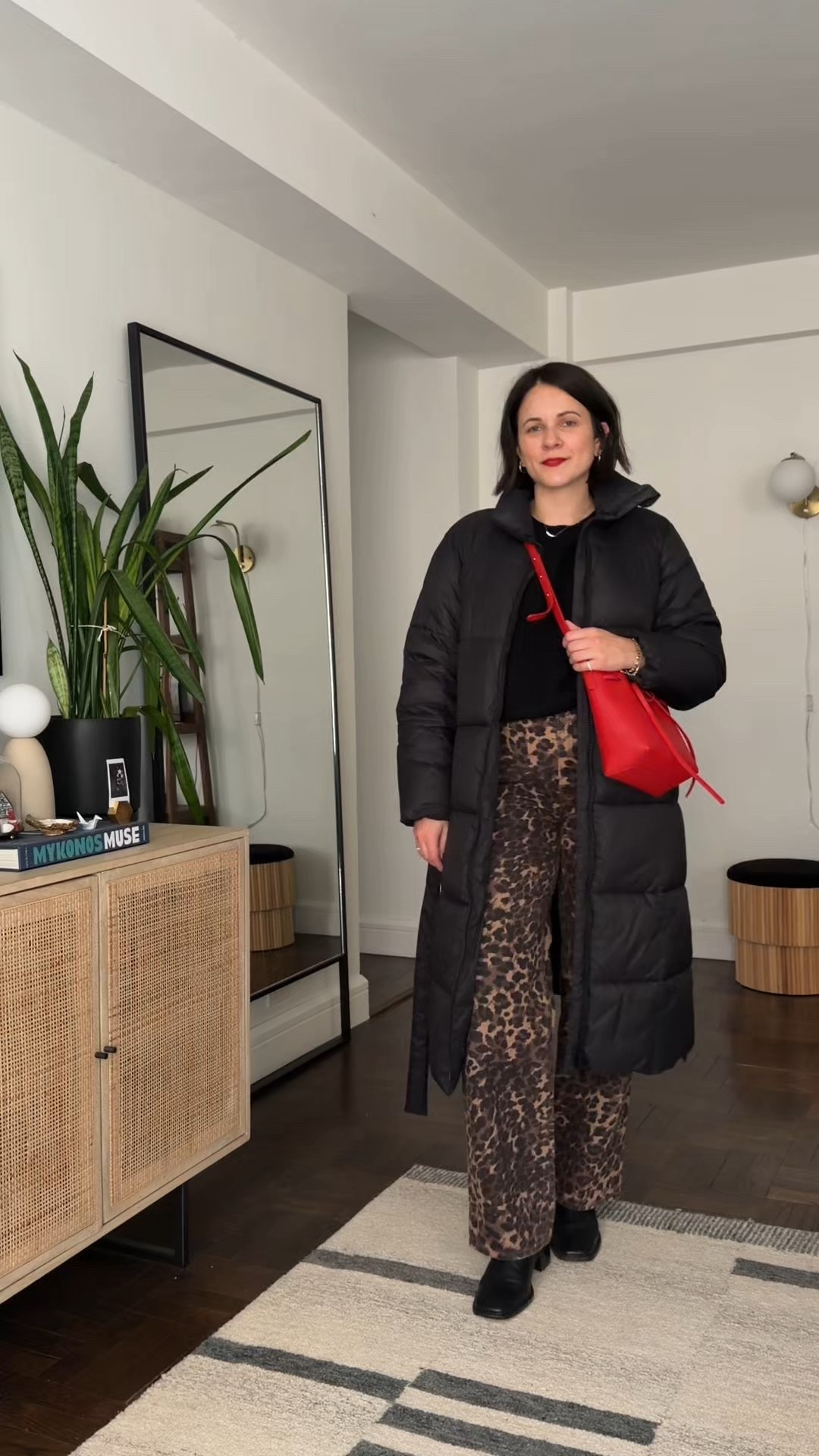 Black puffer outfit ideas that aren’t boring. From casual in leggings and sneakers to leopard jeans and more  

#LTKgrwm #LTKFindsUnder100 #LTKootd