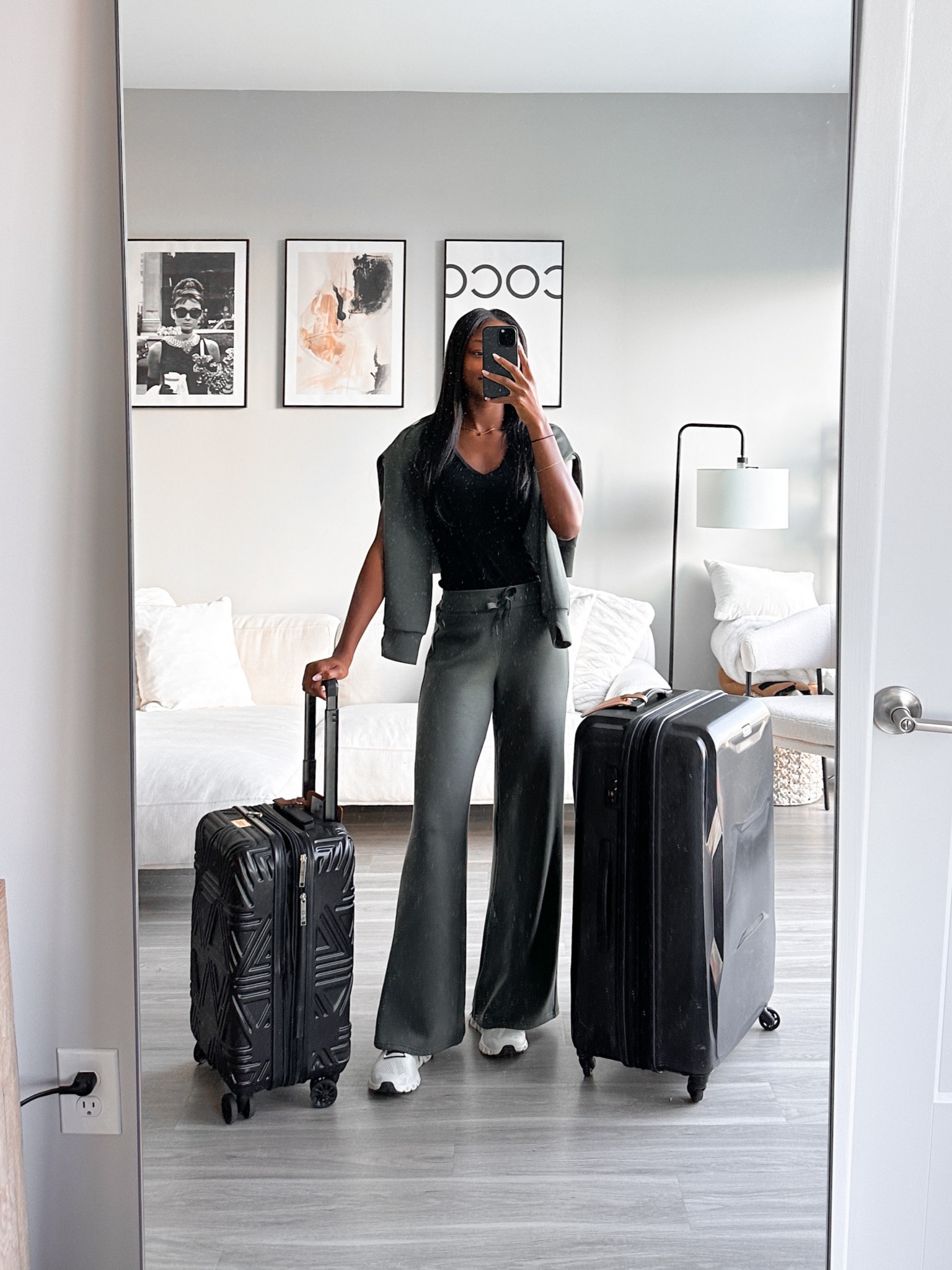 Today’s travel look! This is one of my favorite sets! It is so soft and comfy. You can use my code BRENNAXSPANX for $$ off! 

#LTKstyletip #LTKtravel #LTKSeasonal