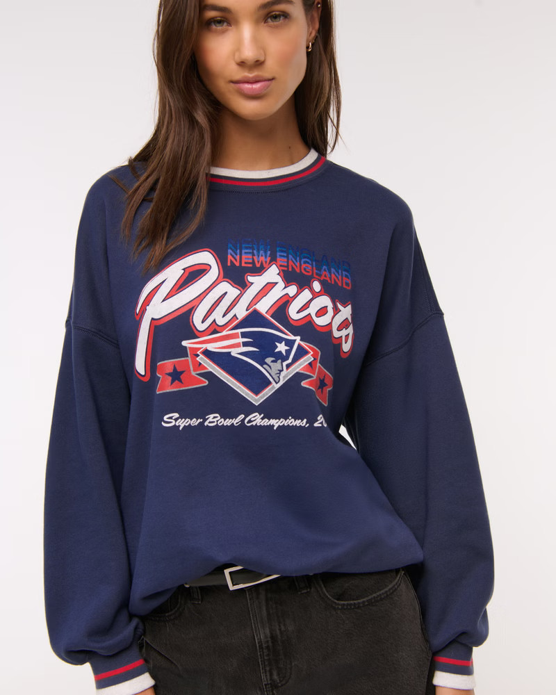 New England Patriots Vintage Sunday Crew | Abercrombie & Fitch (US)