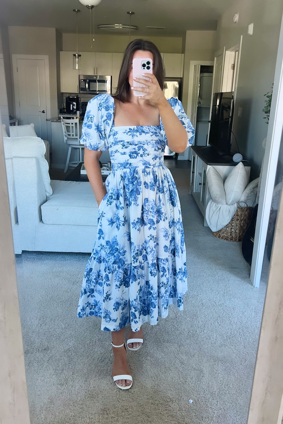 LTK FALL SALE - Emerson Poplin Puff Sleeve dress from Abercrombie 🤍 
Perfect for any date, vacation or wedding guest dress 

wearing size XS petite 

#abercrombie #poplinpuff #weddingguest #summerdress #wedding 


#LTKFallSale #LTKTravel #LTKWedding